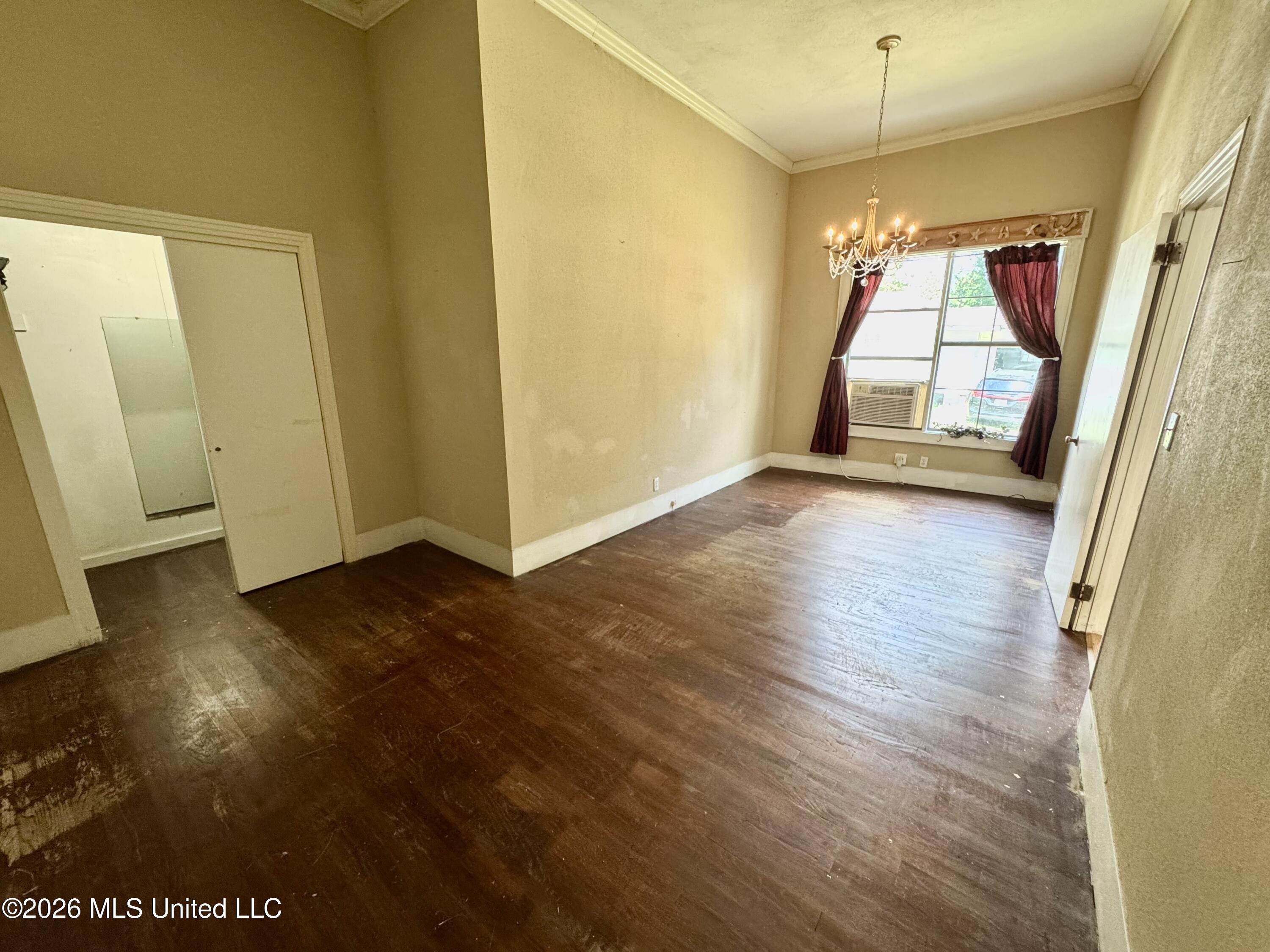 536 W Chickasaw Street Property Photo 17