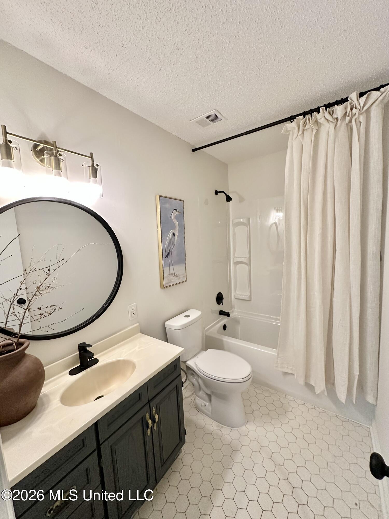 7760 Deerfield Cove Property Photo 15