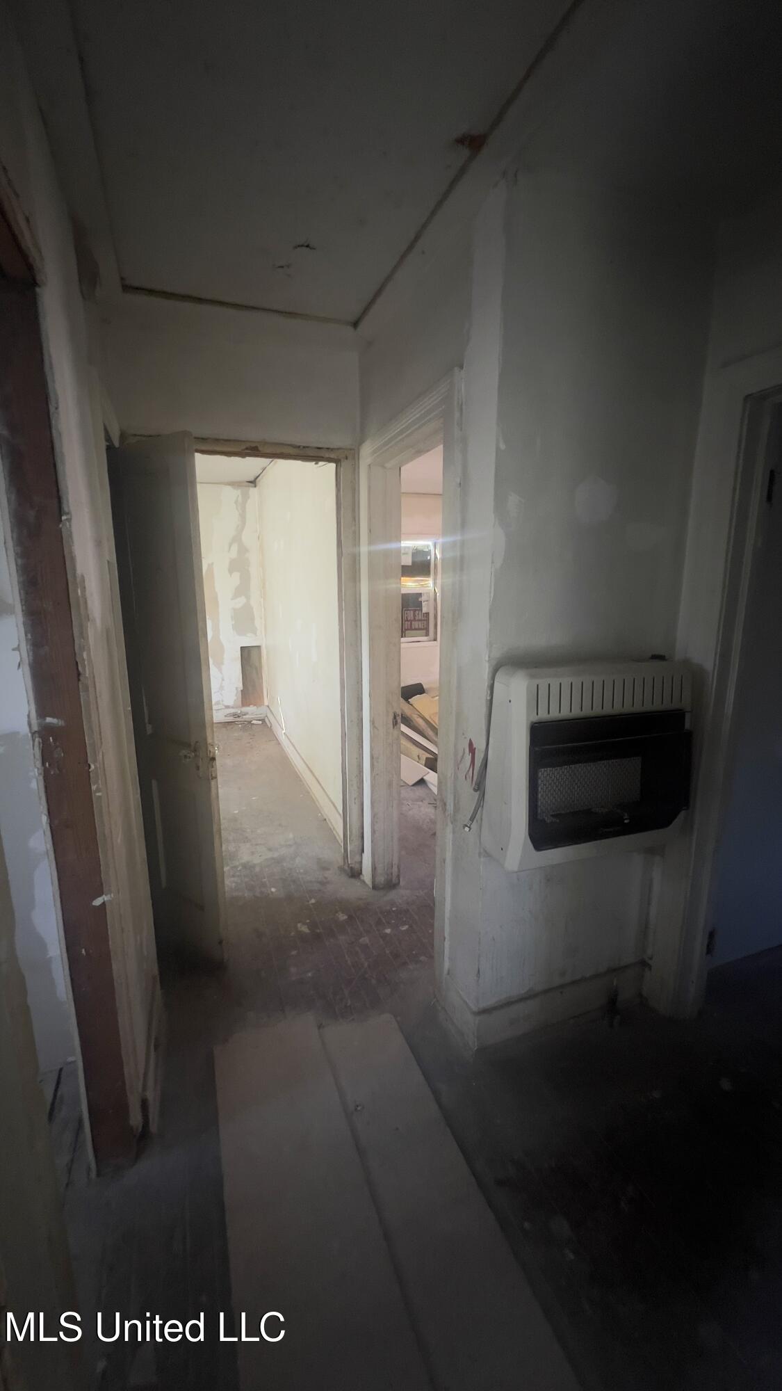 224 Houston Avenue Property Photo 13