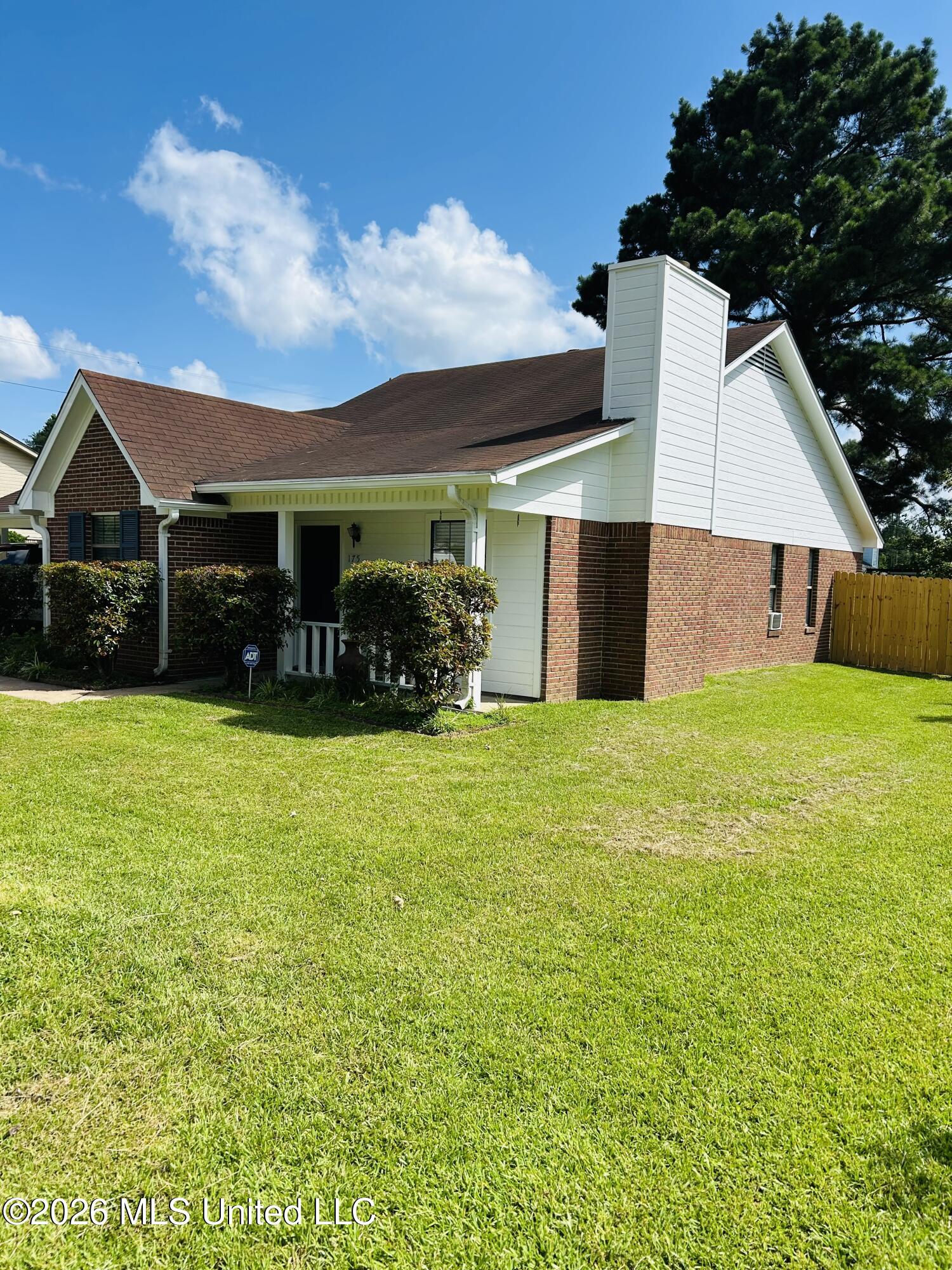 175 Riverbend Drive Property Photo 2