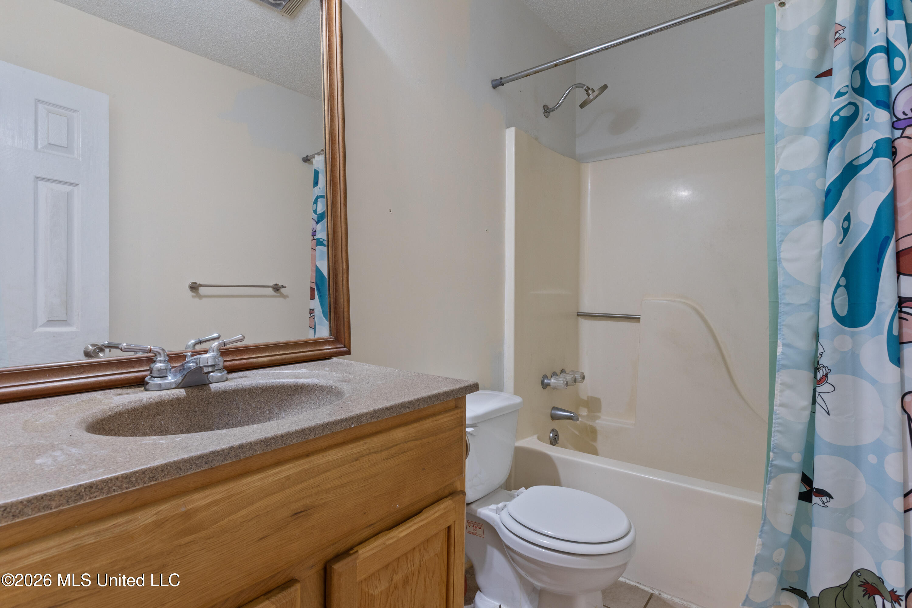 7020 Red Bud Lane Property Photo 16