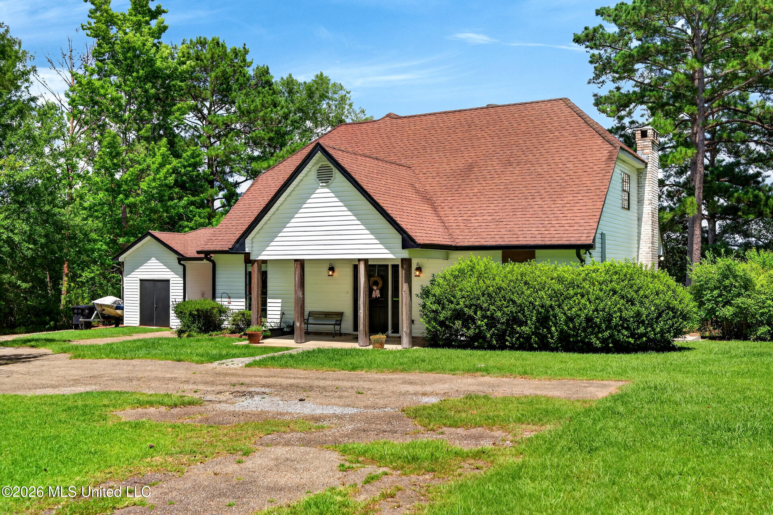 68 Bucaneer Circle Property Photo 4