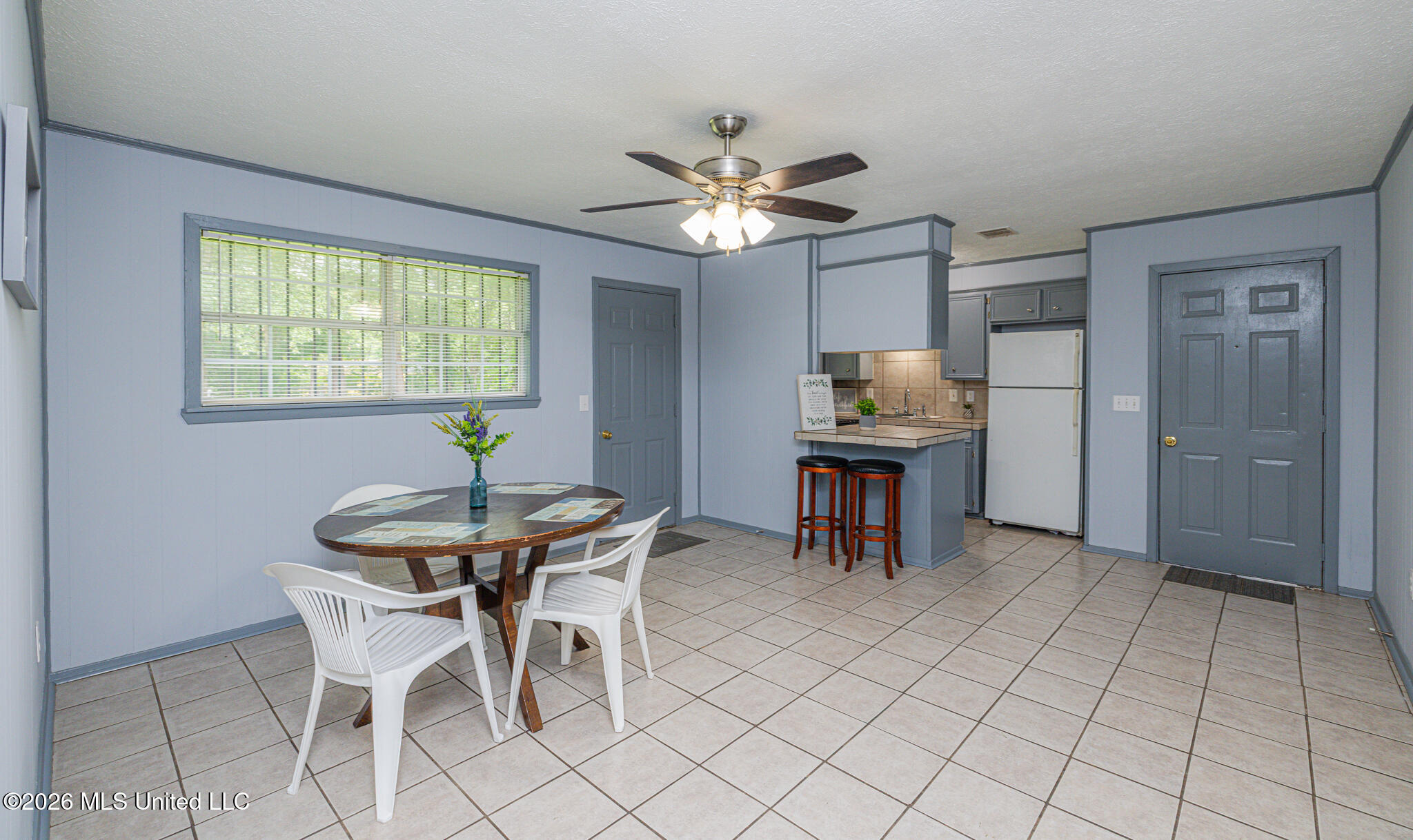 253 Rutherford B Hayes Circle Property Photo 11