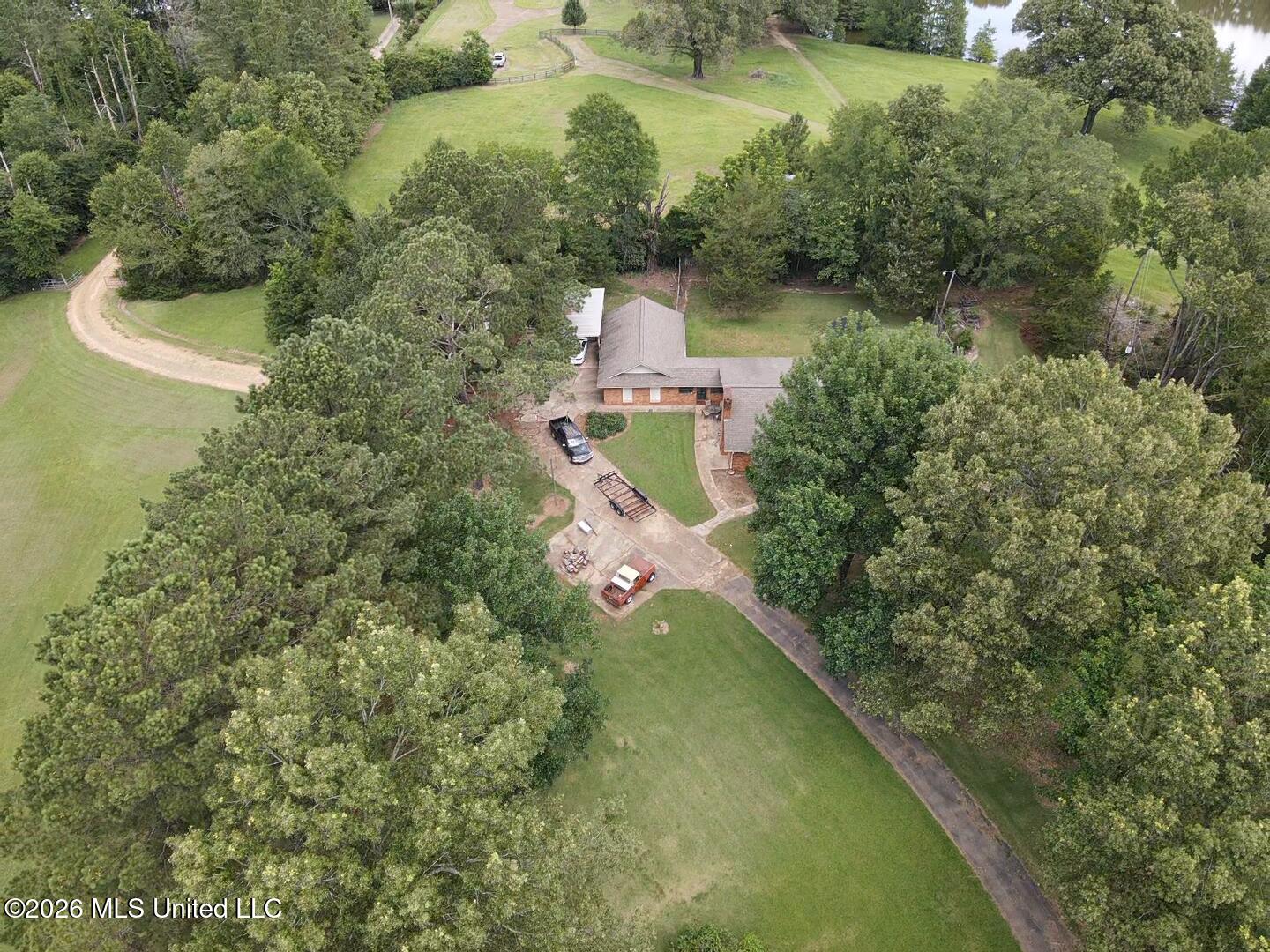 1321 Purvis Lane Property Photo 3