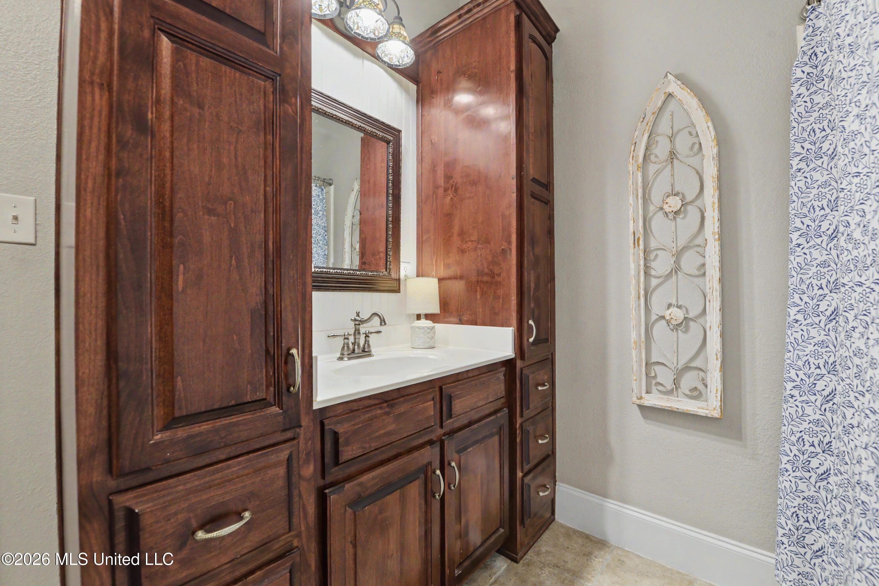 5402 Huckleberry Lane Property Photo 19