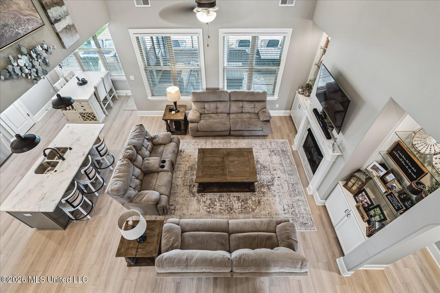 3941 Summer Pointe Drive Property Photo 12