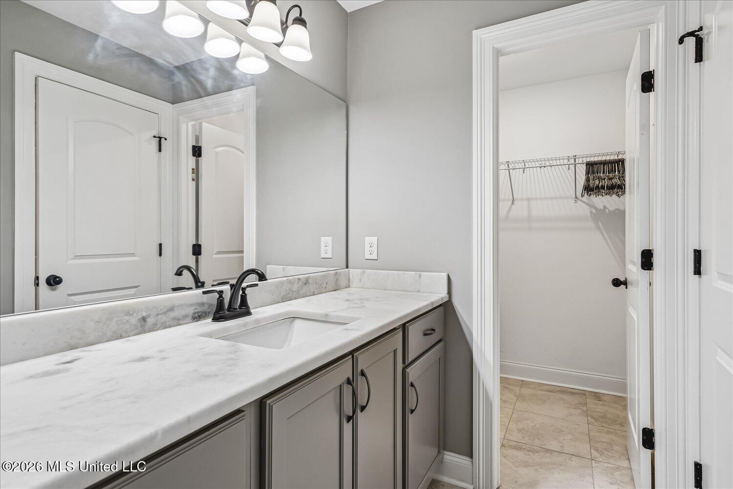 3941 Summer Pointe Drive Property Photo 33