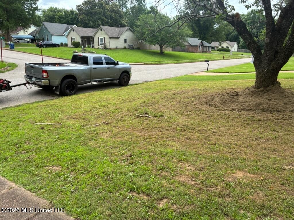 5615 Ingleside Drive Property Photo 1