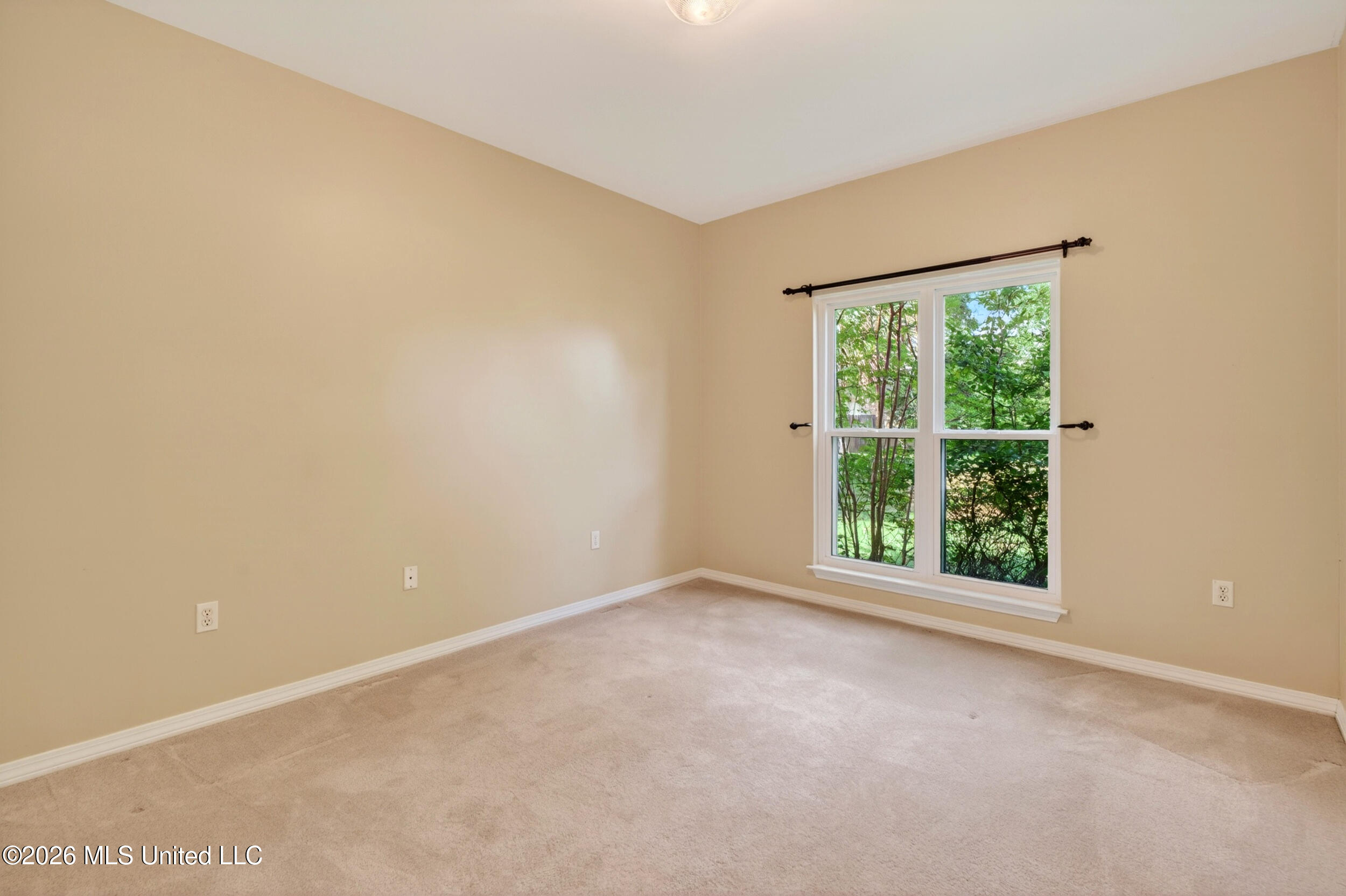 153 Spence Drive Property Photo 40