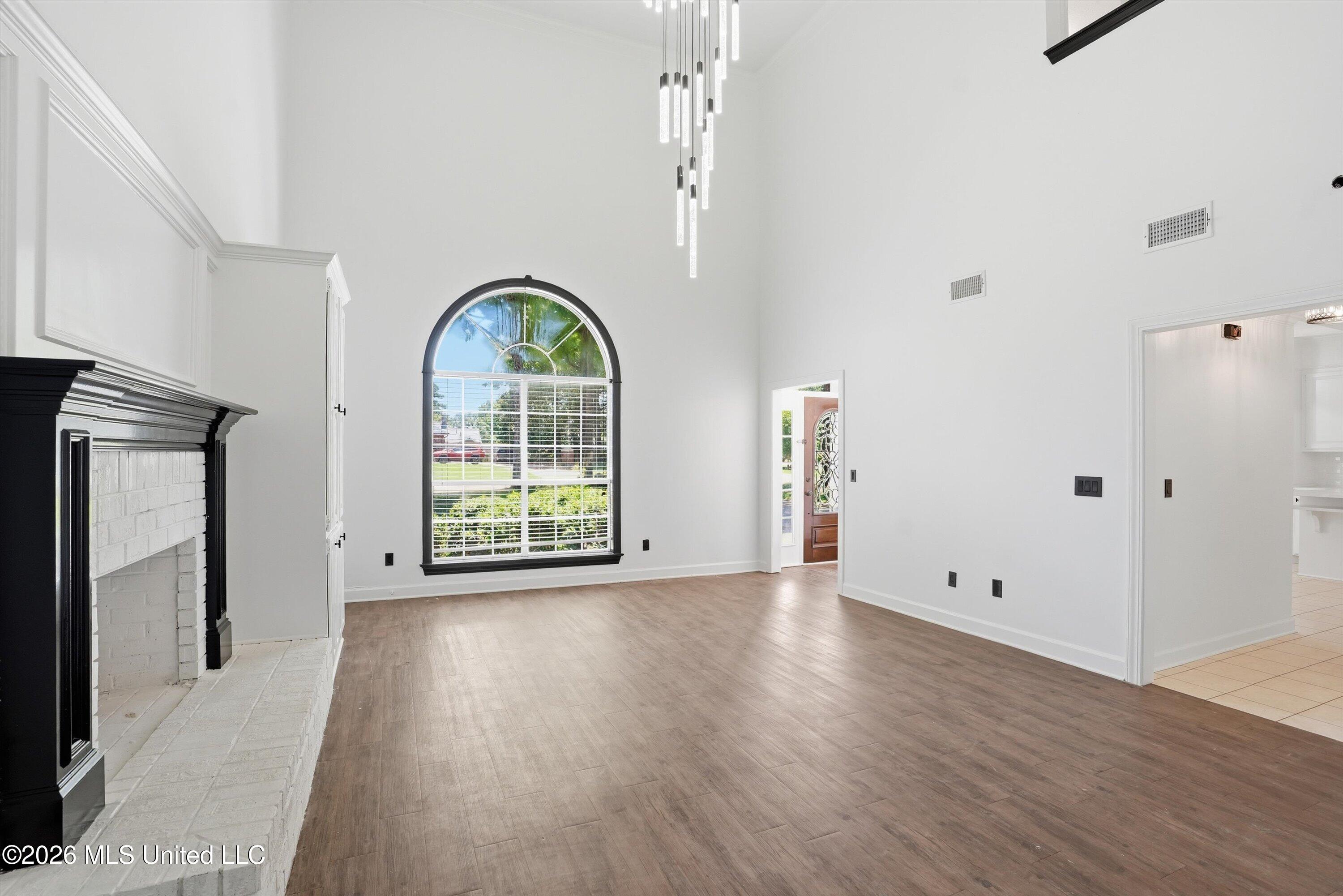 409 Fawnwood Drive Property Photo 6