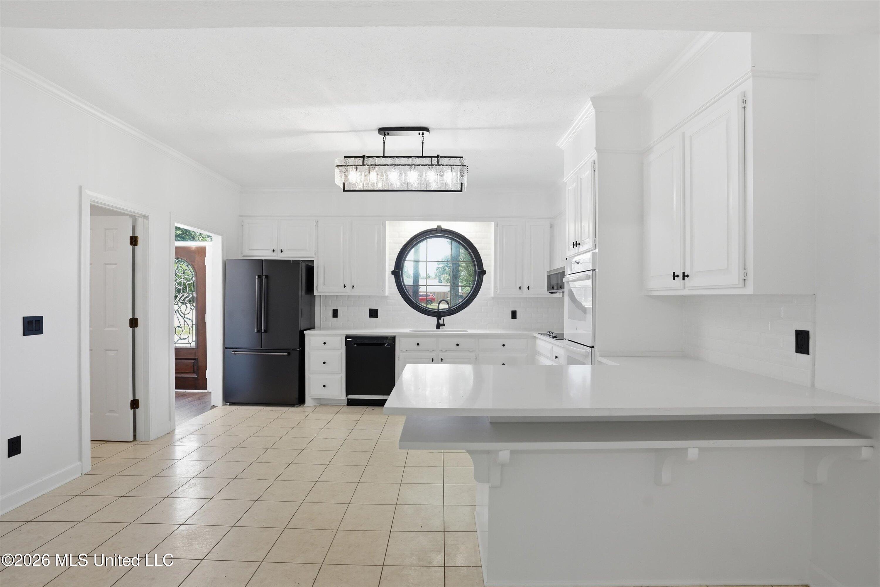 409 Fawnwood Drive Property Photo 12