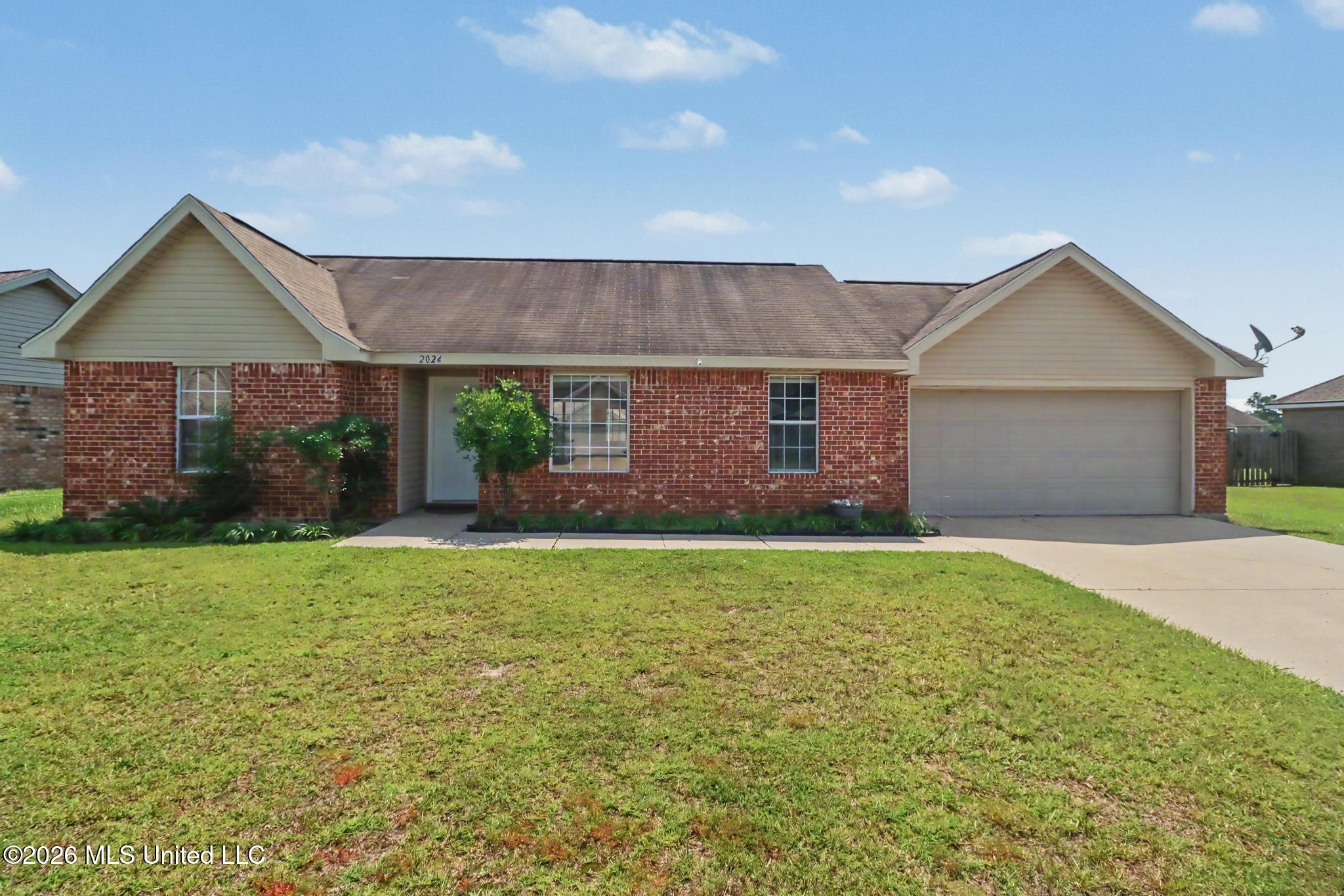 2024 Irma Circle Property Photo 1