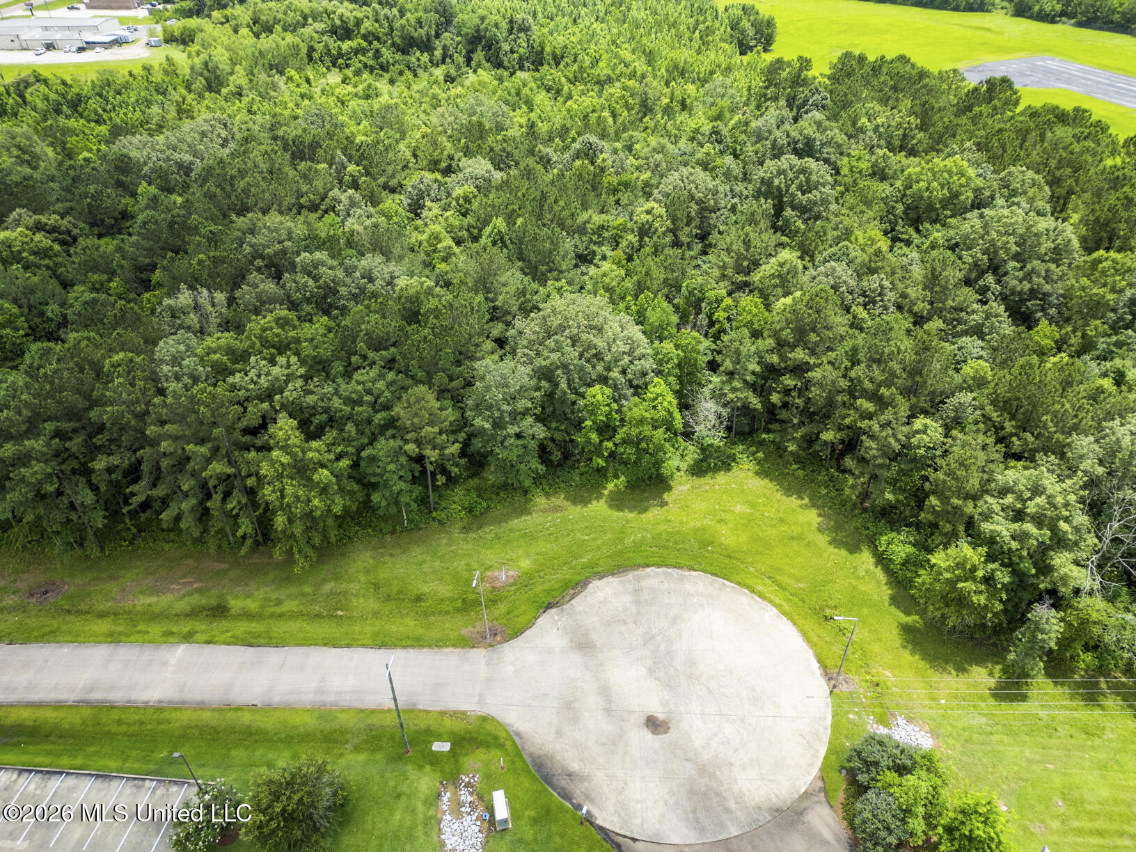 Deerfield Rd Property Photo 1