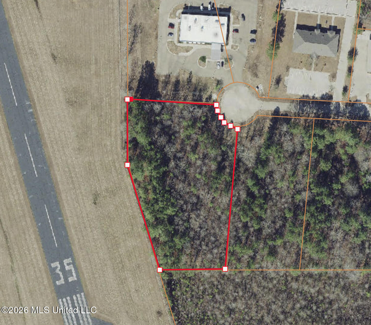 Deerfield Rd Property Photo 4