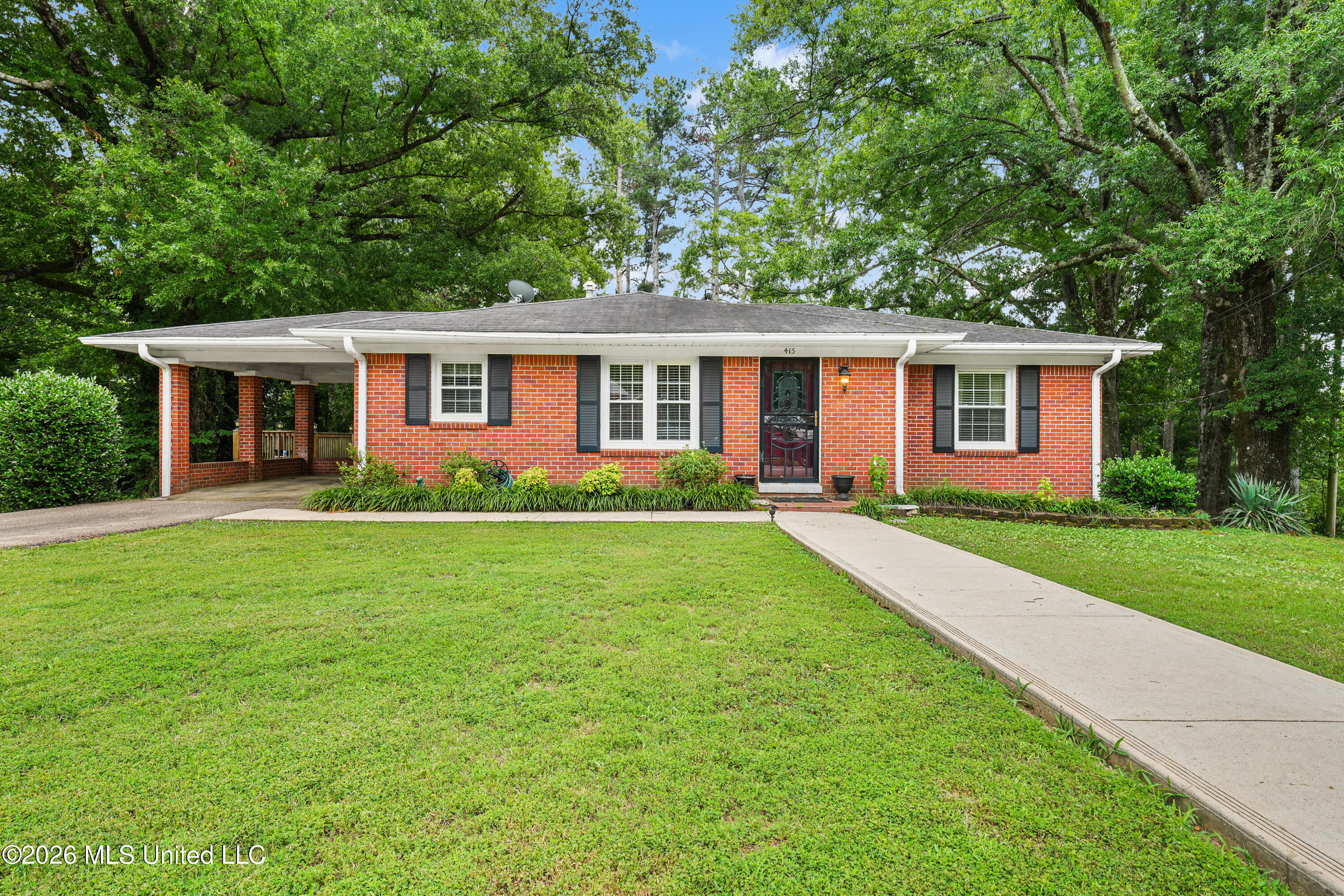 415 Hamilton Street Property Photo 1