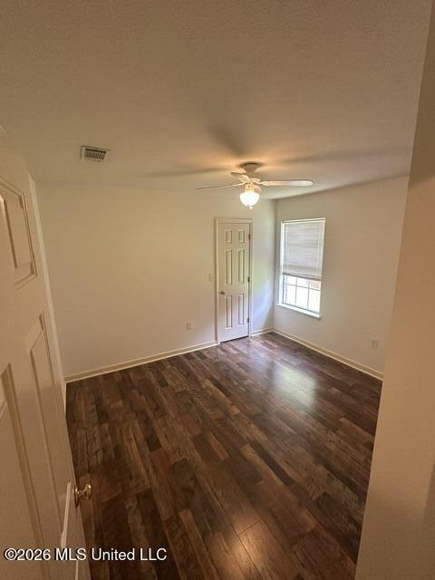 203 Falcon Cove Property Photo 10