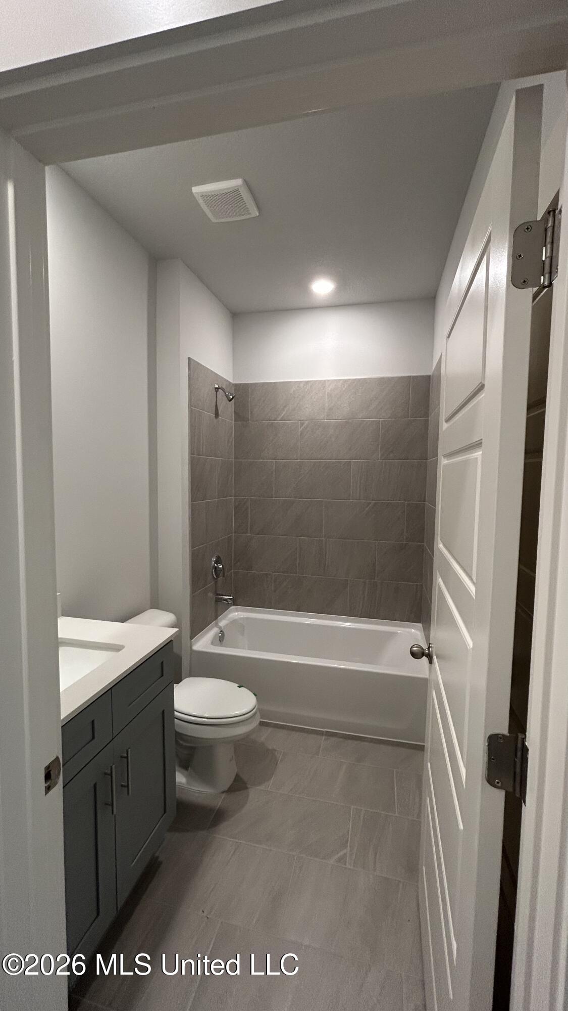 5427 Sipsey Way Property Photo 11