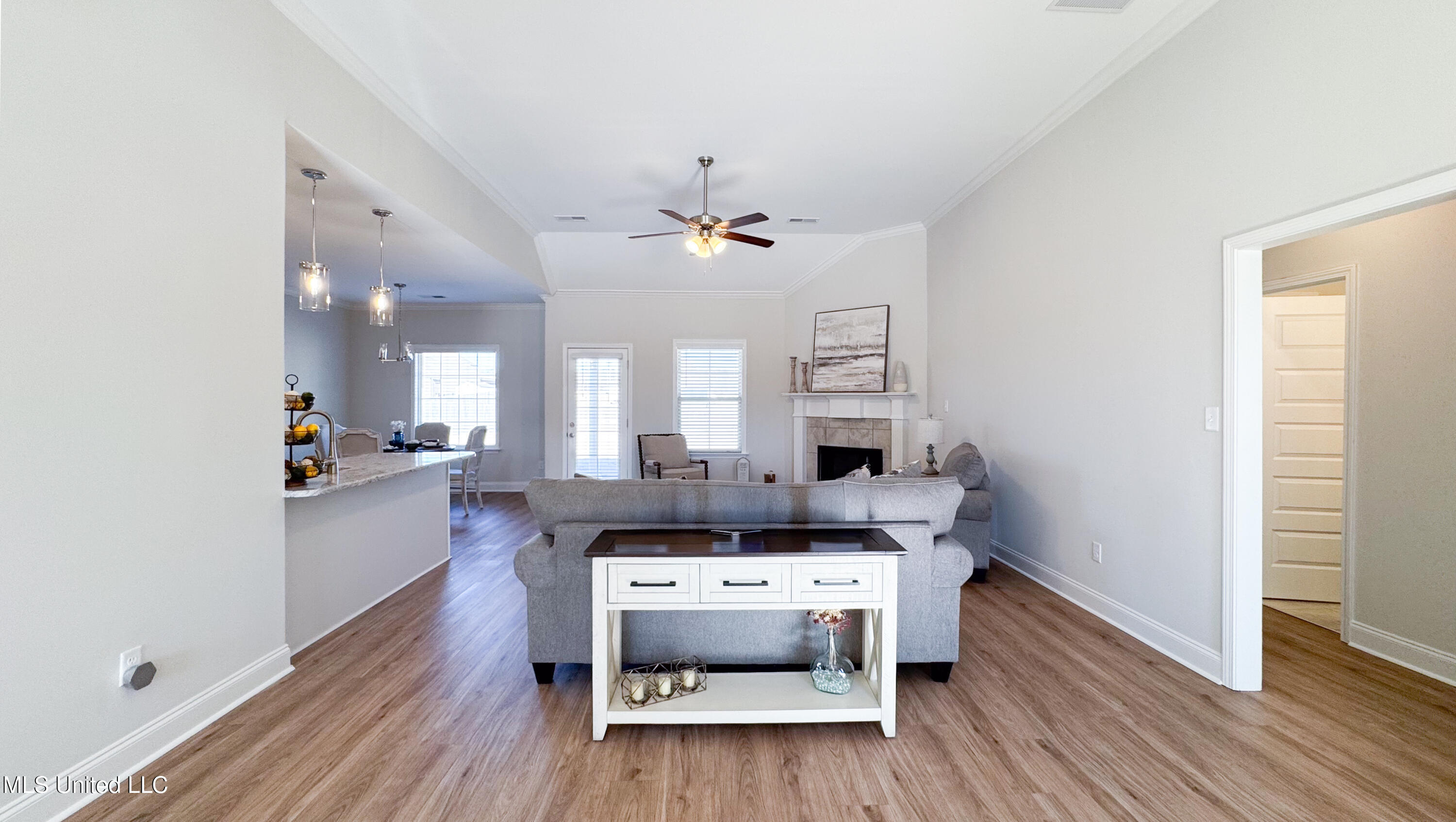 7722 Willow Way Property Photo 8