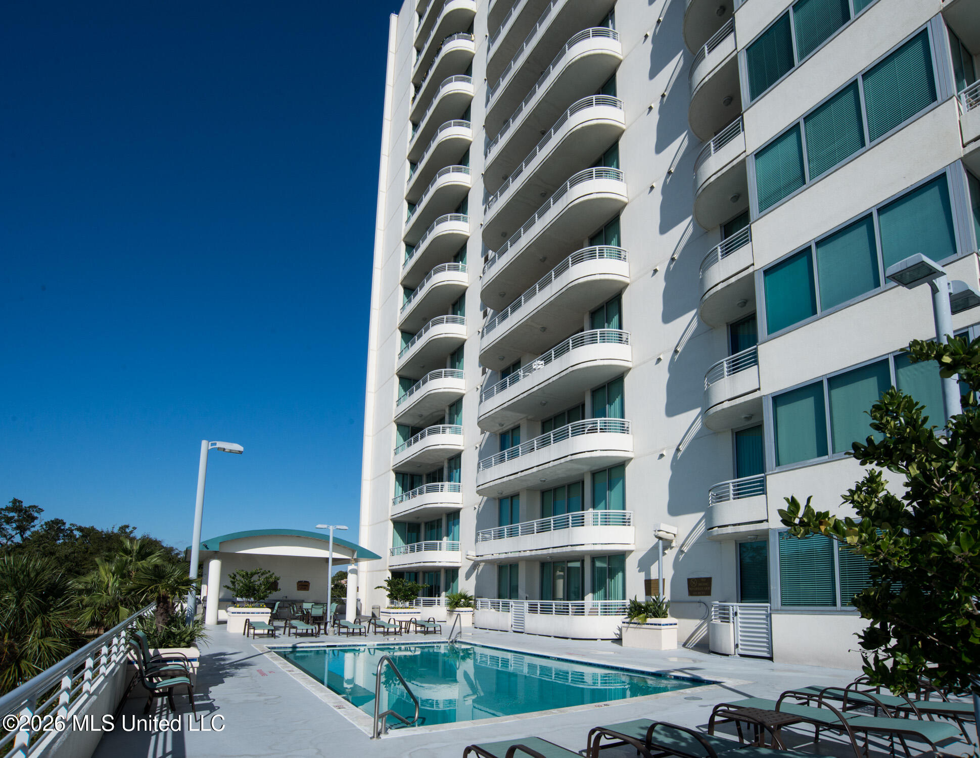 2060 Beach Boulevard Property Photo 21