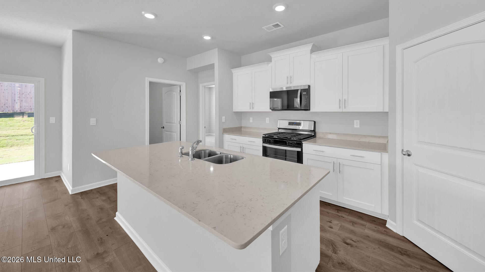 8370 Bankhead Drive Property Photo 15