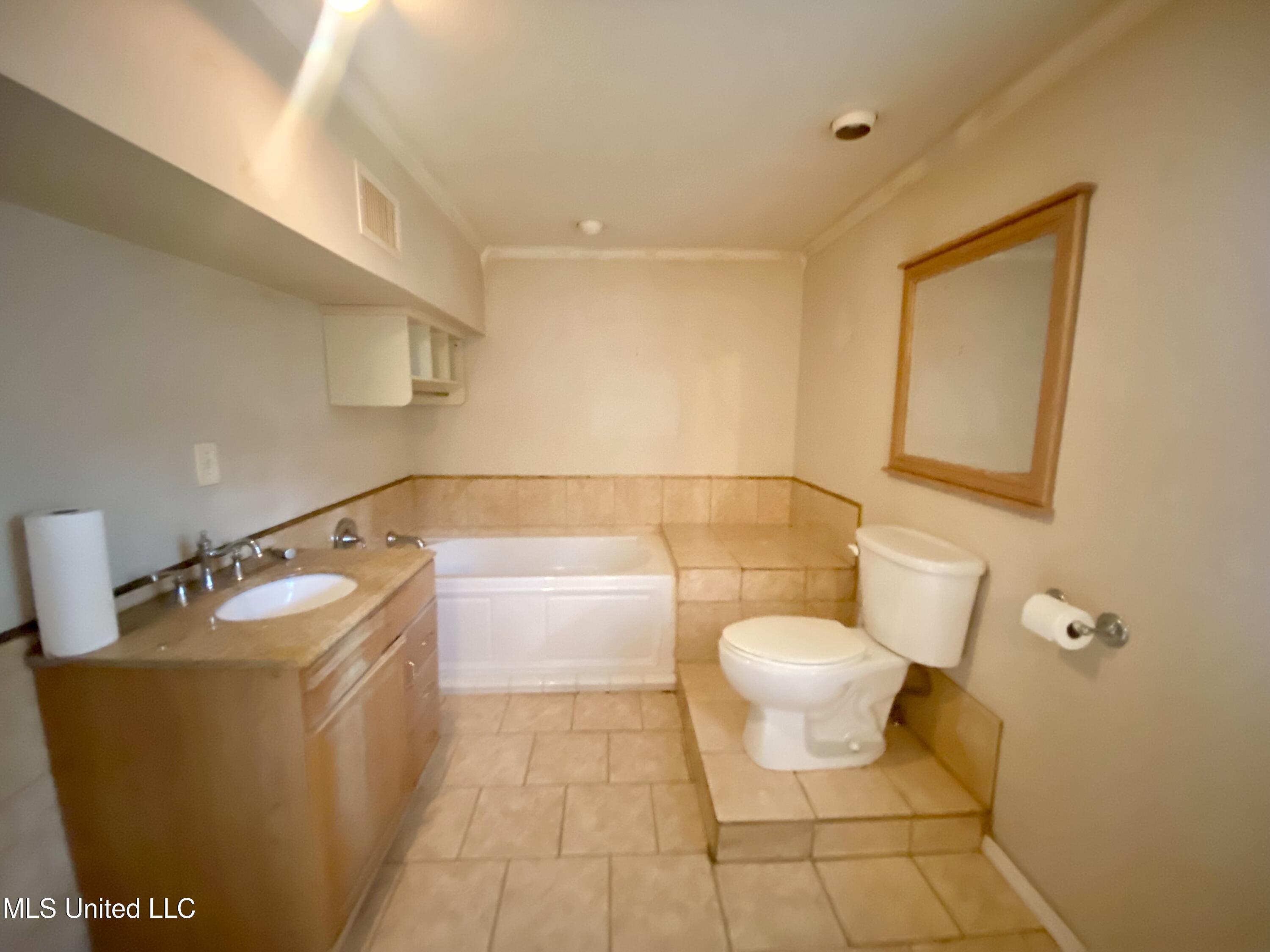 119 Dampeer Street Property Photo 9