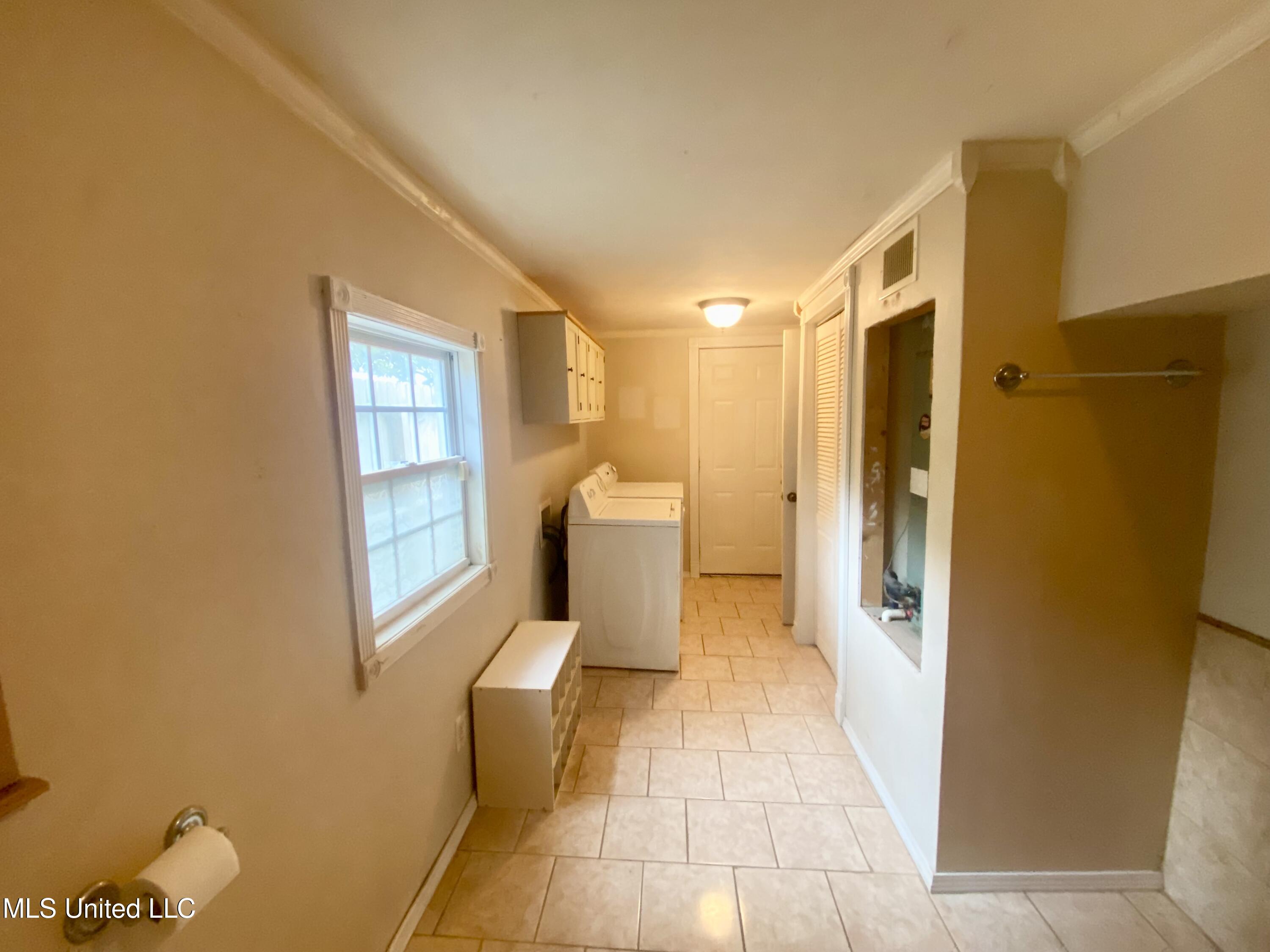 119 Dampeer Street Property Photo 11