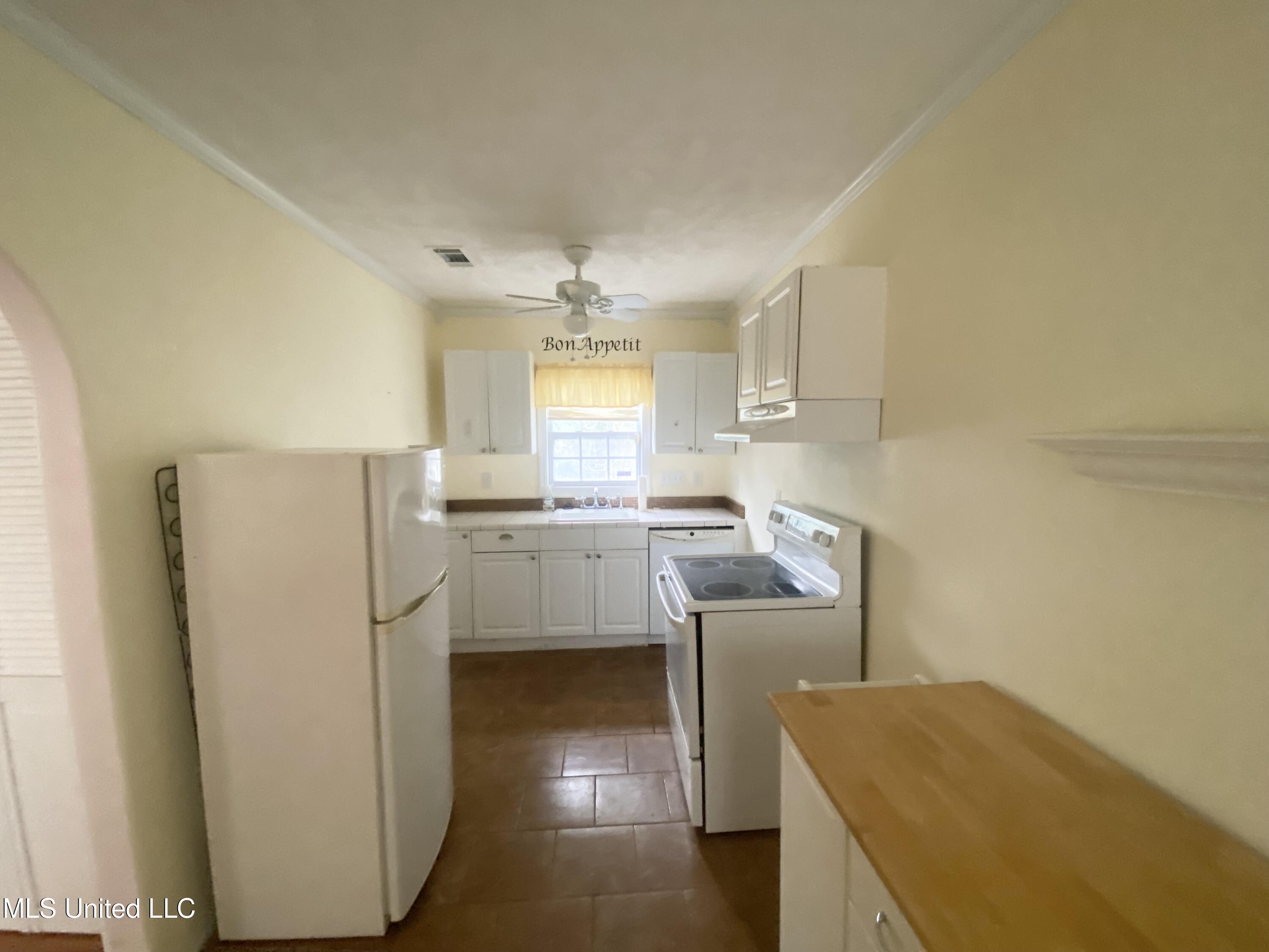 119 Dampeer Street Property Photo 18