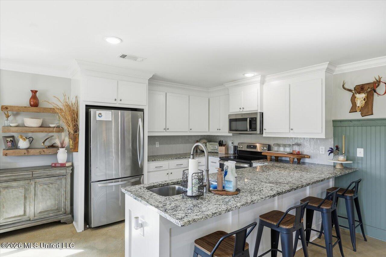 307 Anse Reed Road Property Photo 10
