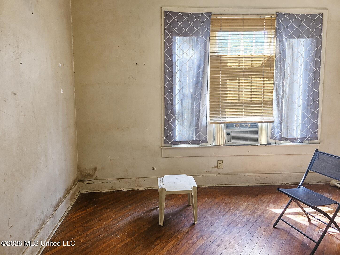 314 N Monroe Street Property Photo 4