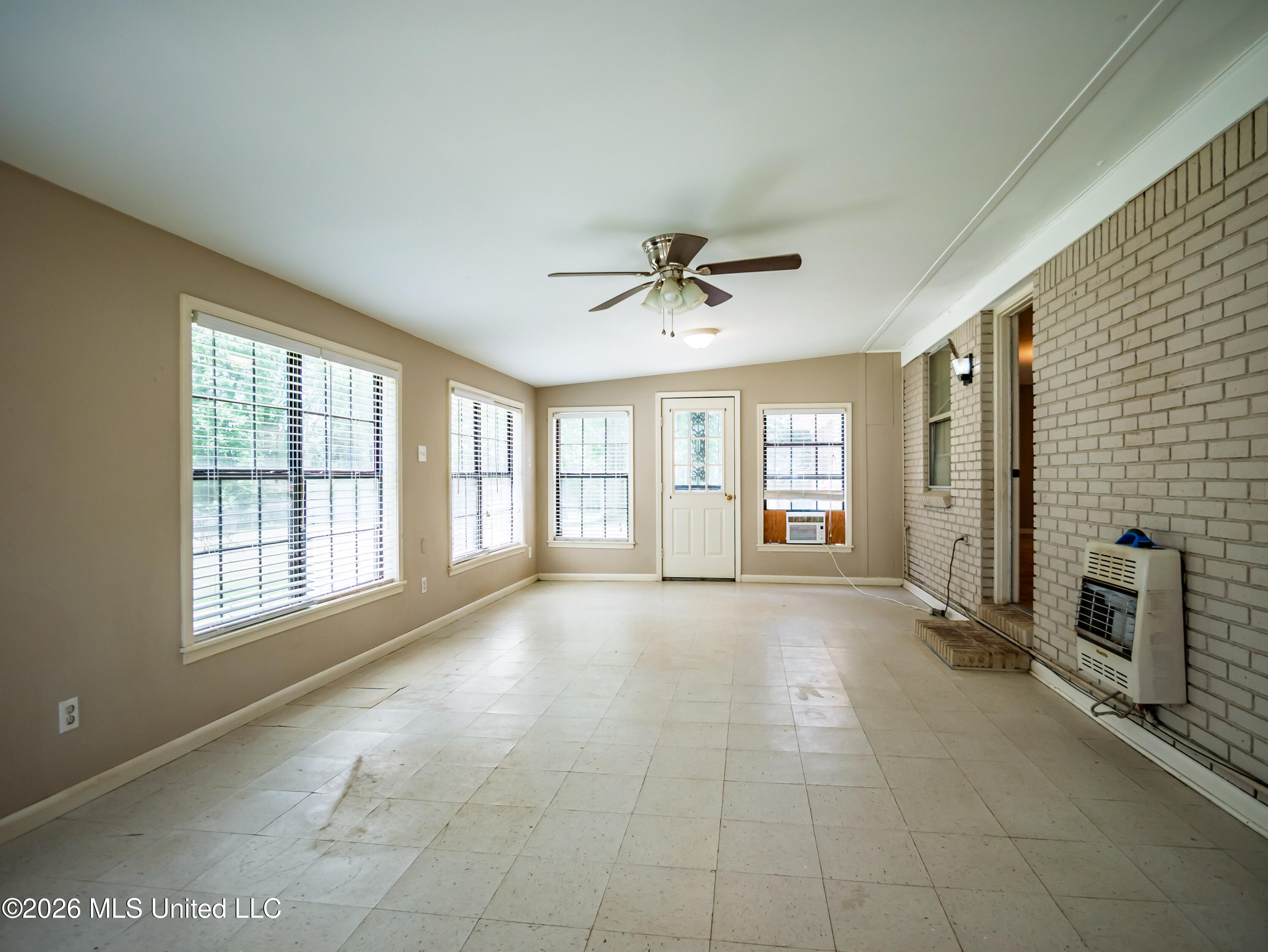 117 Hemlock Road Property Photo 9