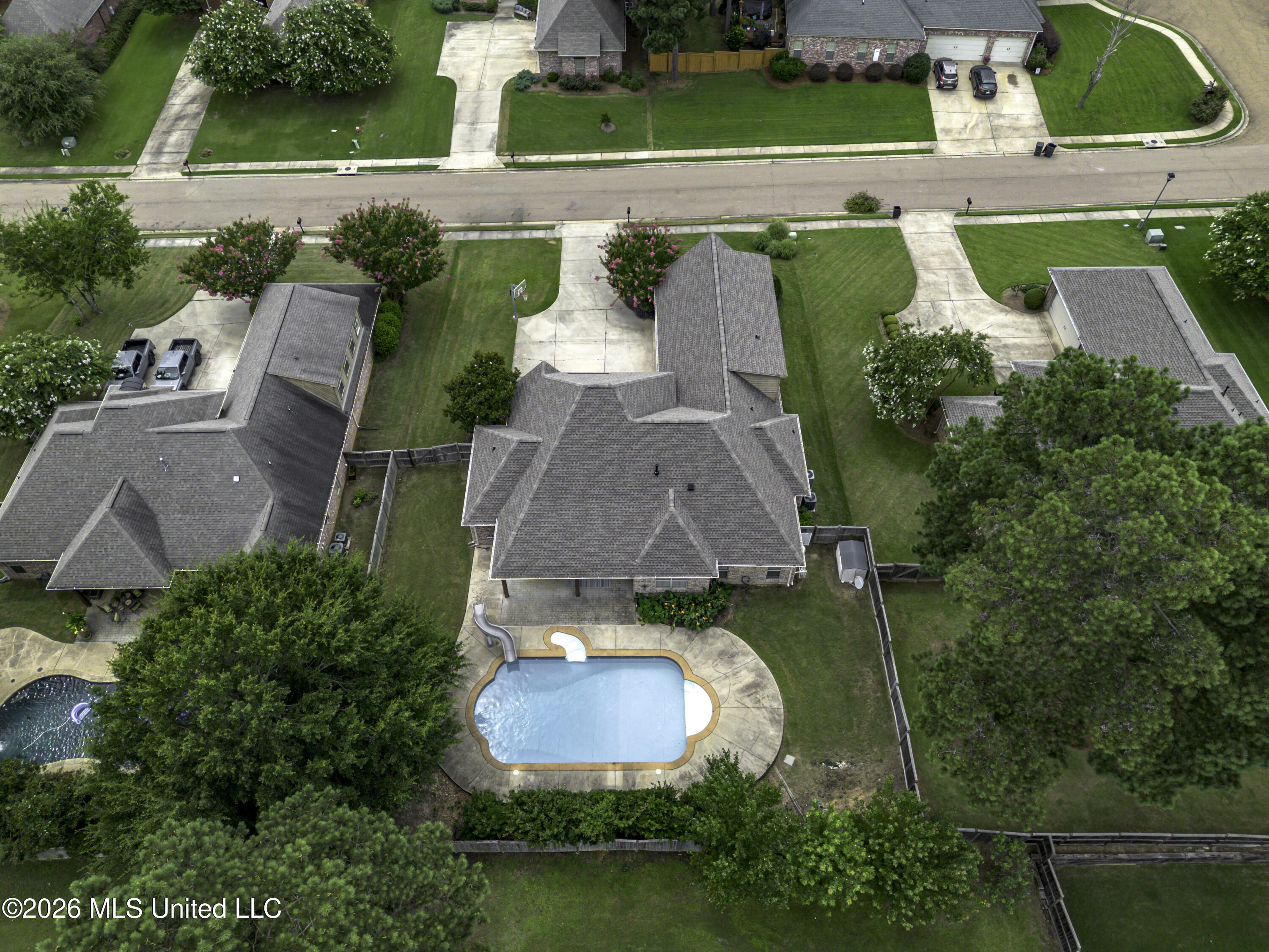 146 Hemlock Lane Property Photo 4