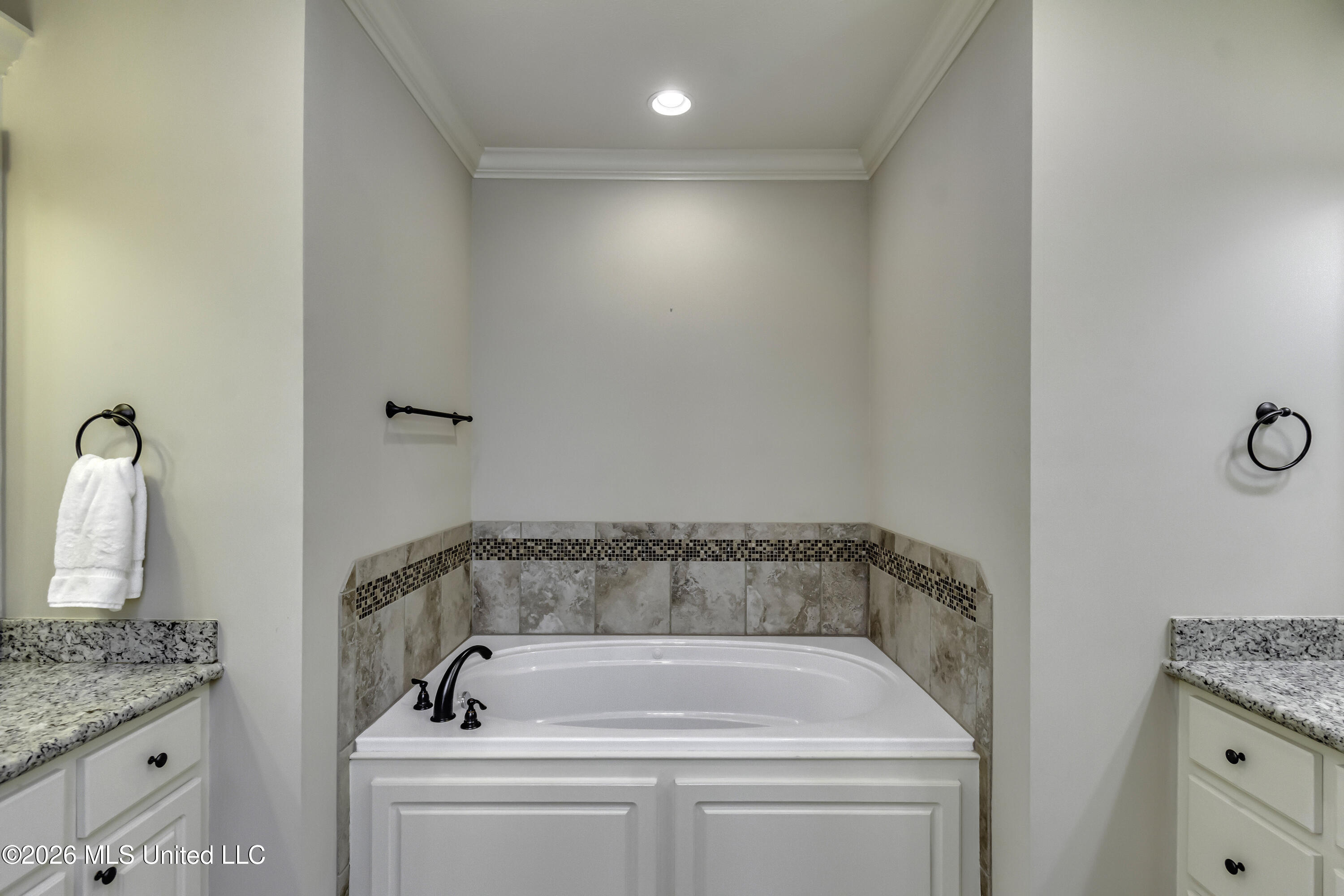 146 Hemlock Lane Property Photo 77