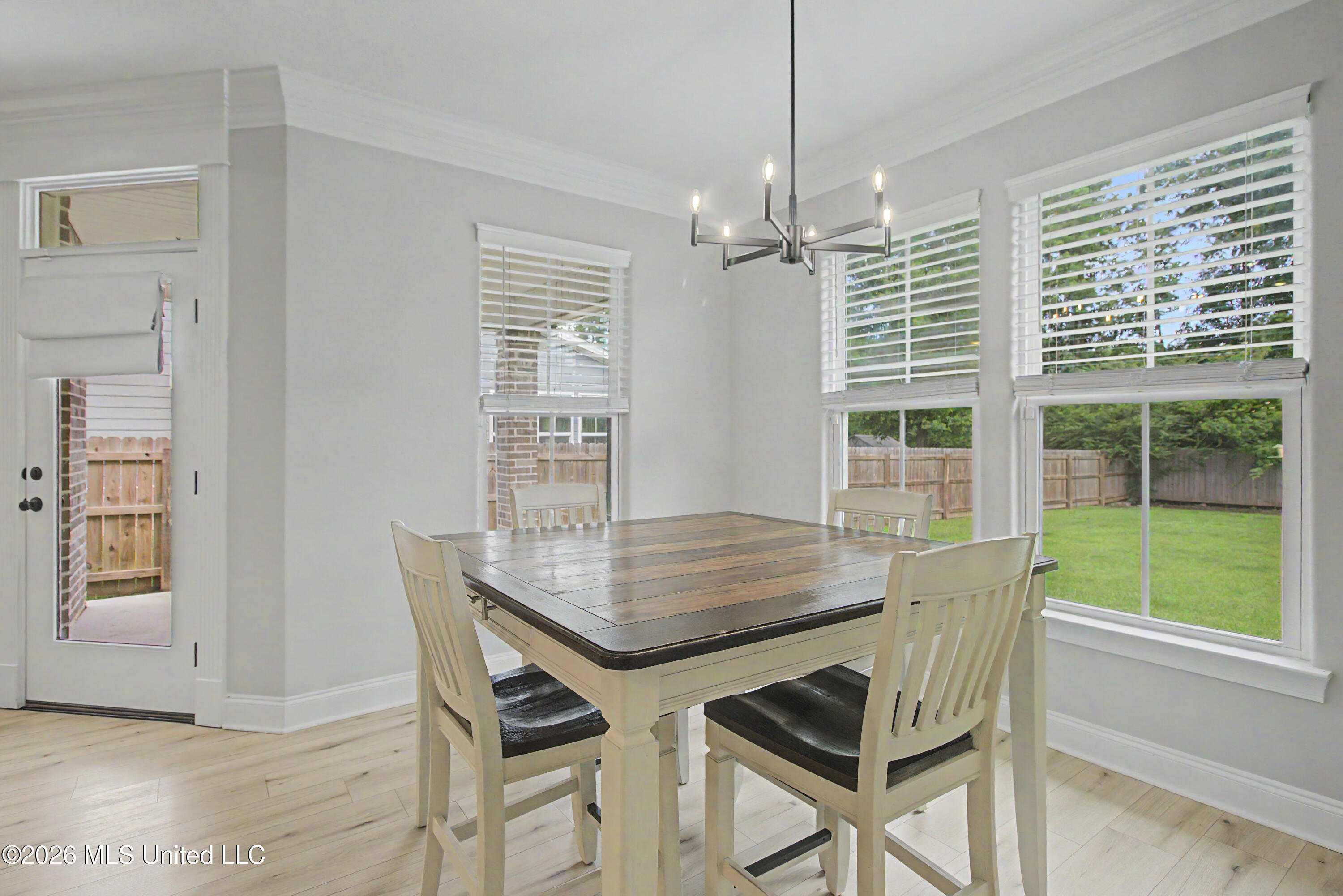 10604 Wren Grove Property Photo 12