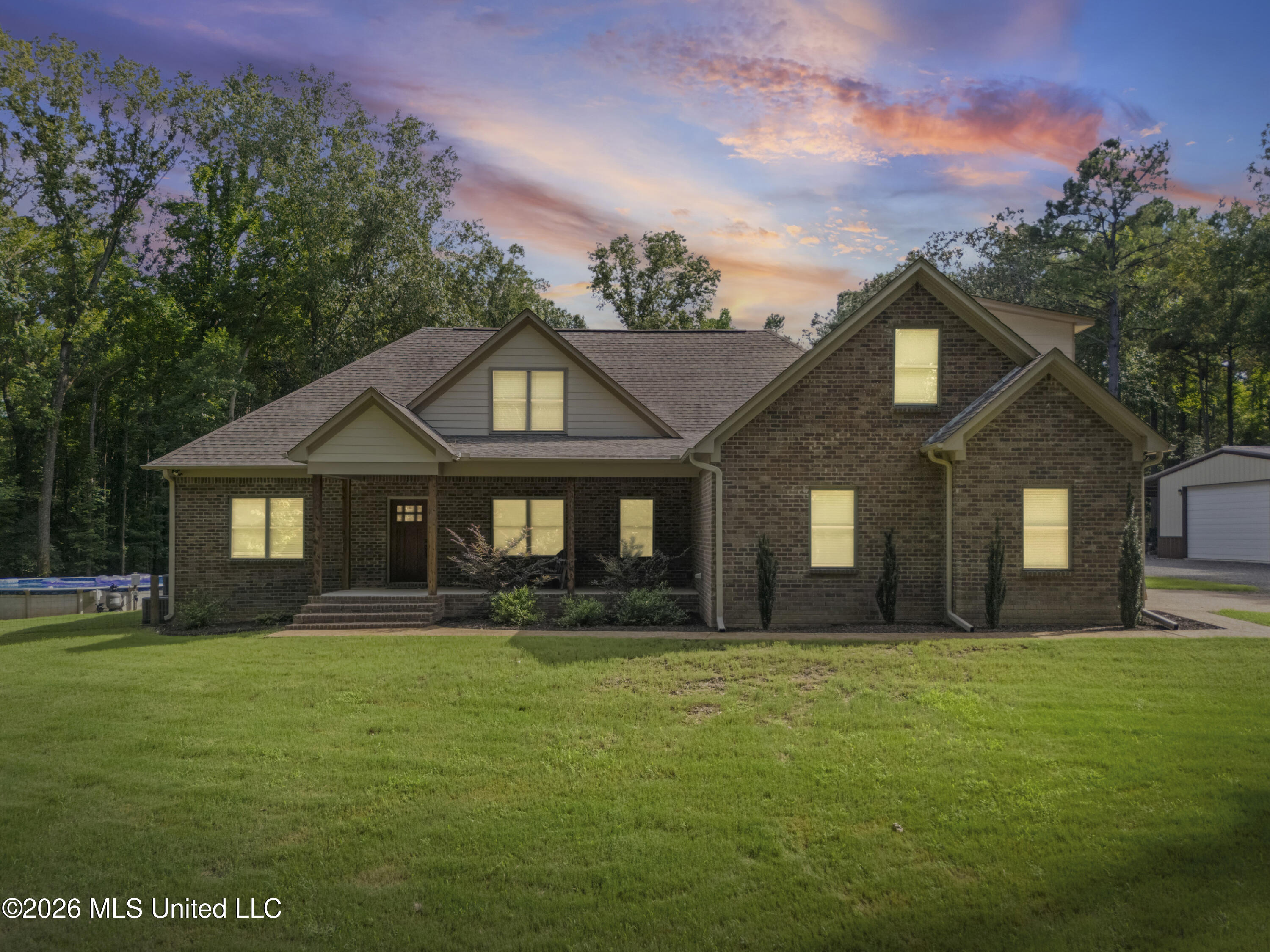 8301 Browns Ferry Road Property Photo 2