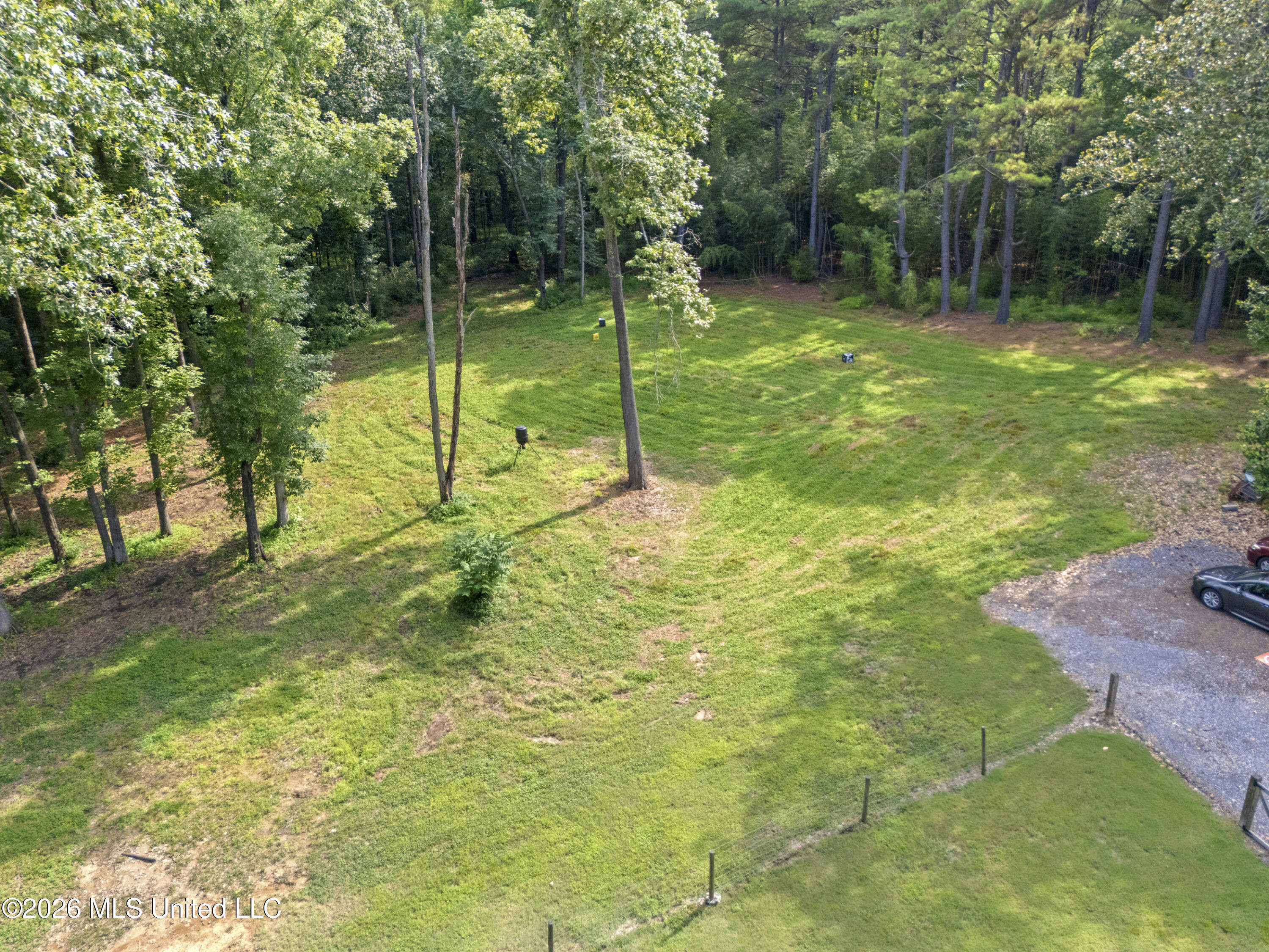 8301 Browns Ferry Road Property Photo 9