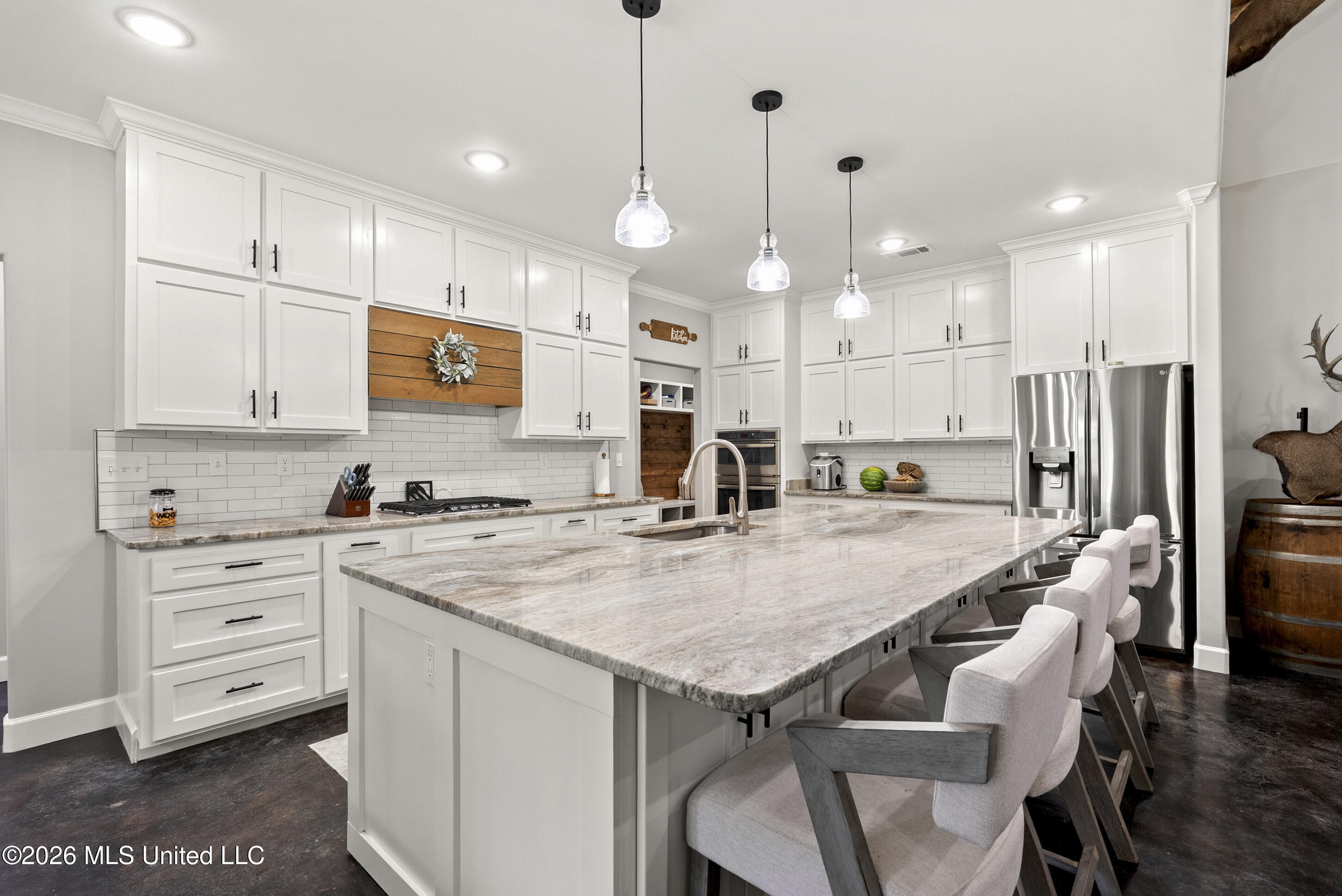 8301 Browns Ferry Road Property Photo 15