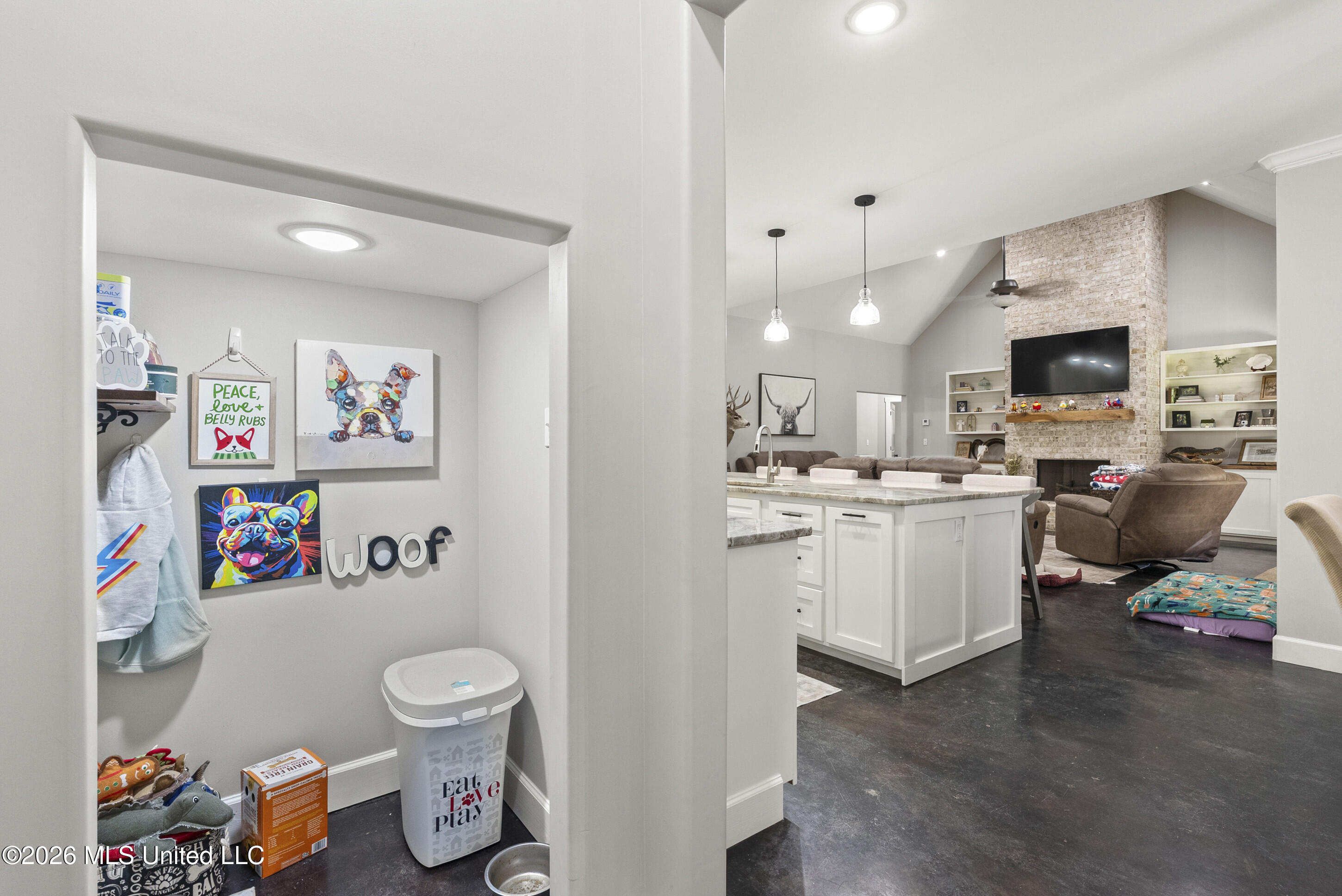 8301 Browns Ferry Road Property Photo 20