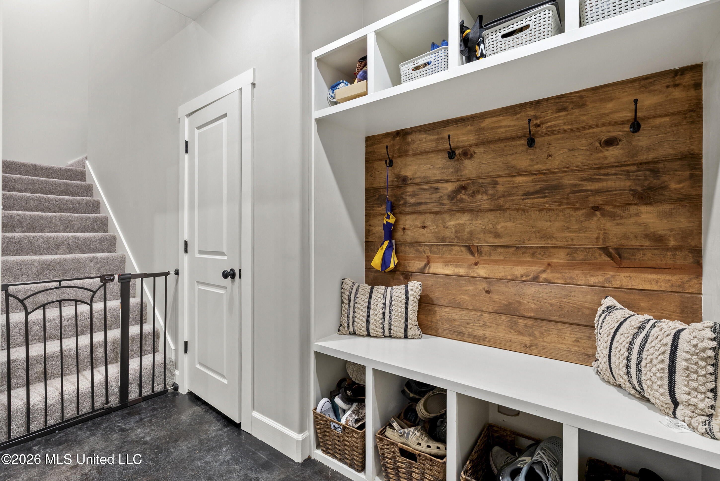 8301 Browns Ferry Road Property Photo 26