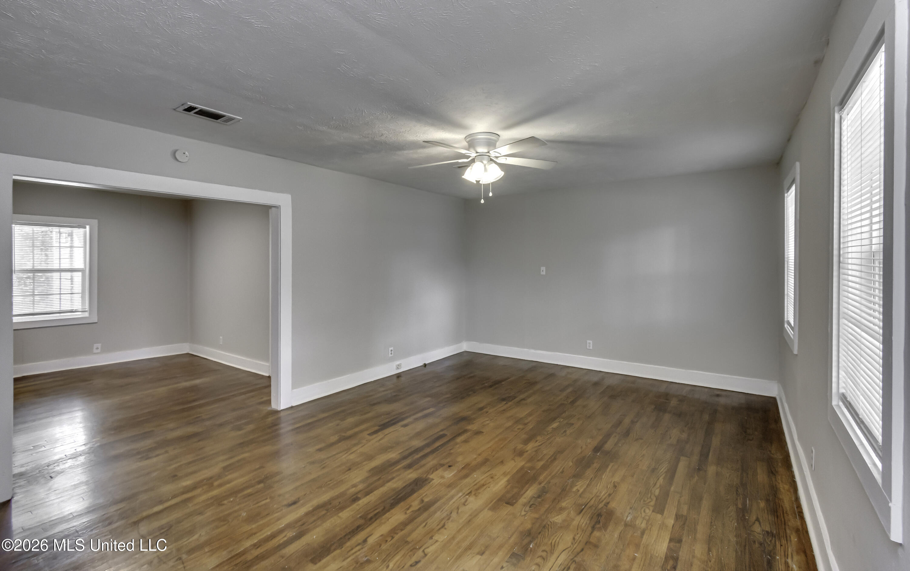 314 Hanging Moss Circle Property Photo 7
