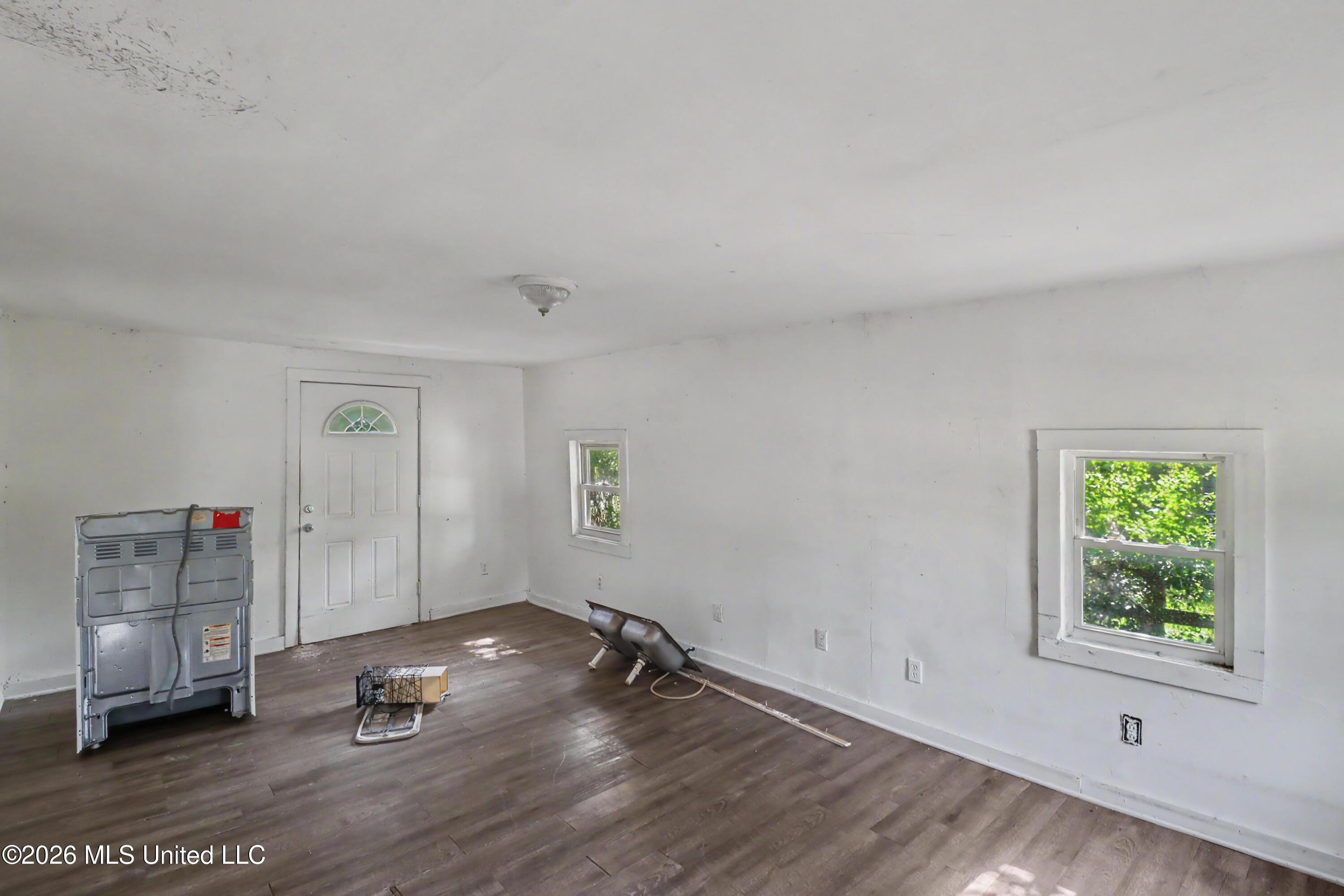 4809 30th Street Property Photo 4