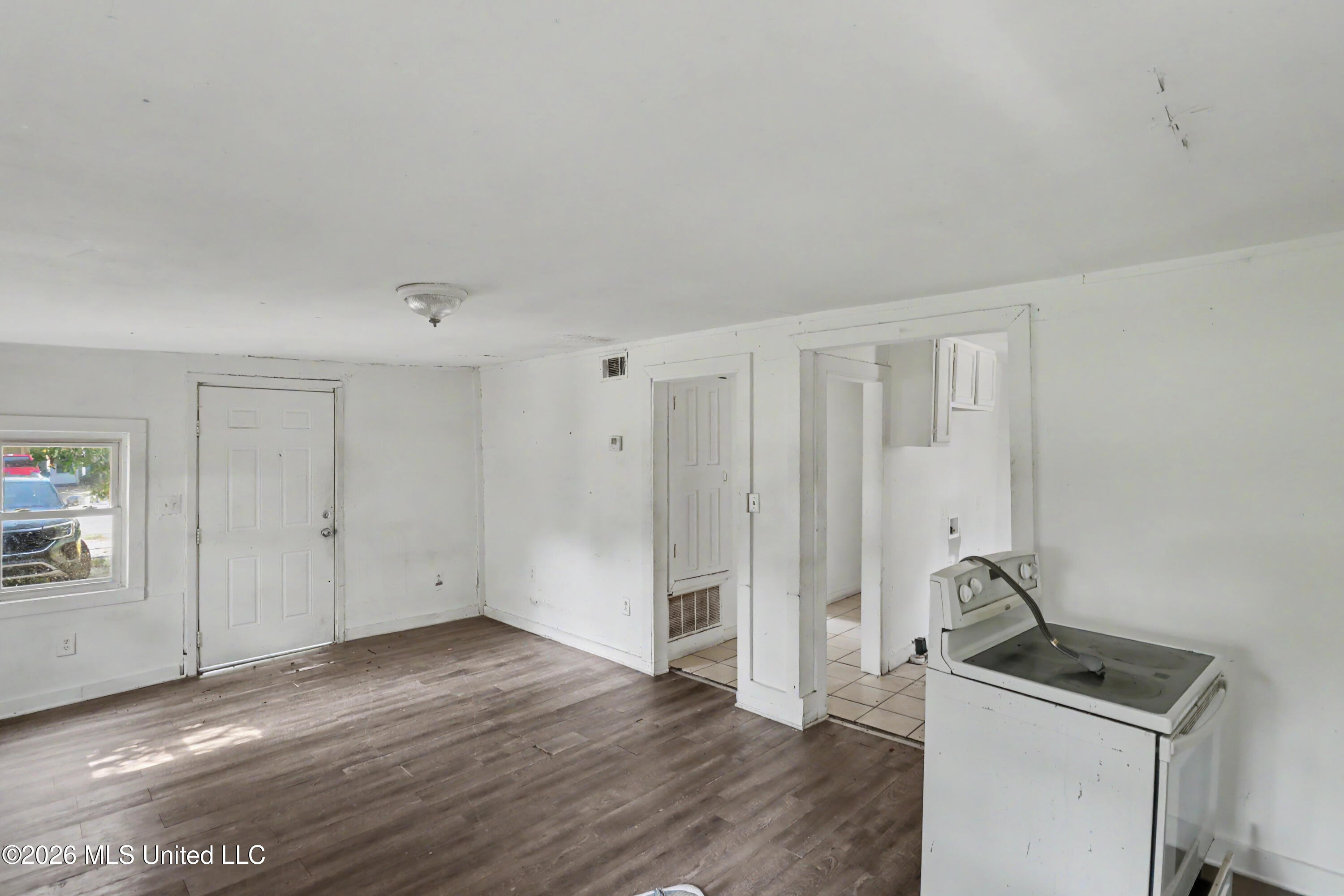 4809 30th Street Property Photo 5