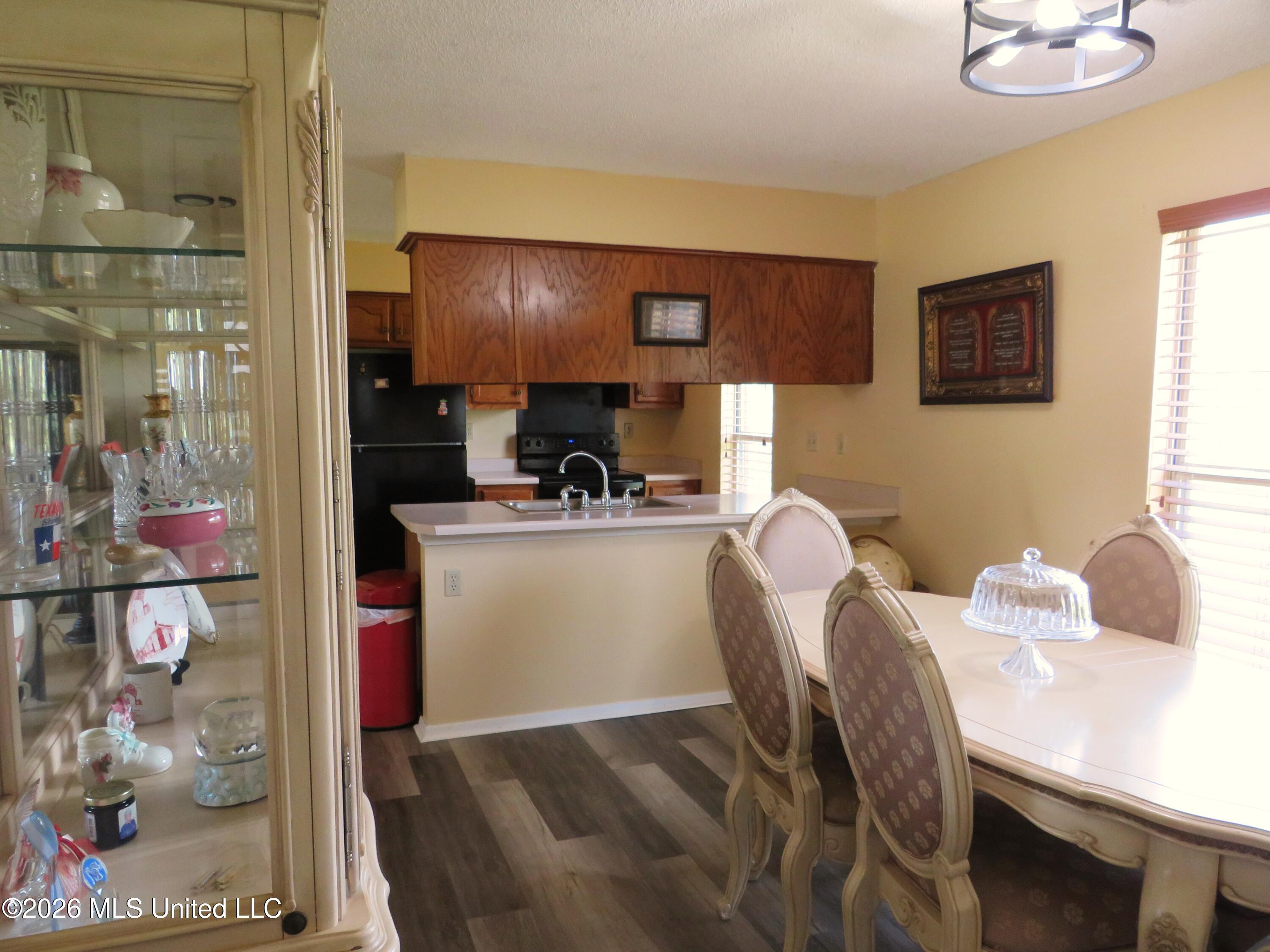 10372 Riggan Drive Property Photo 13