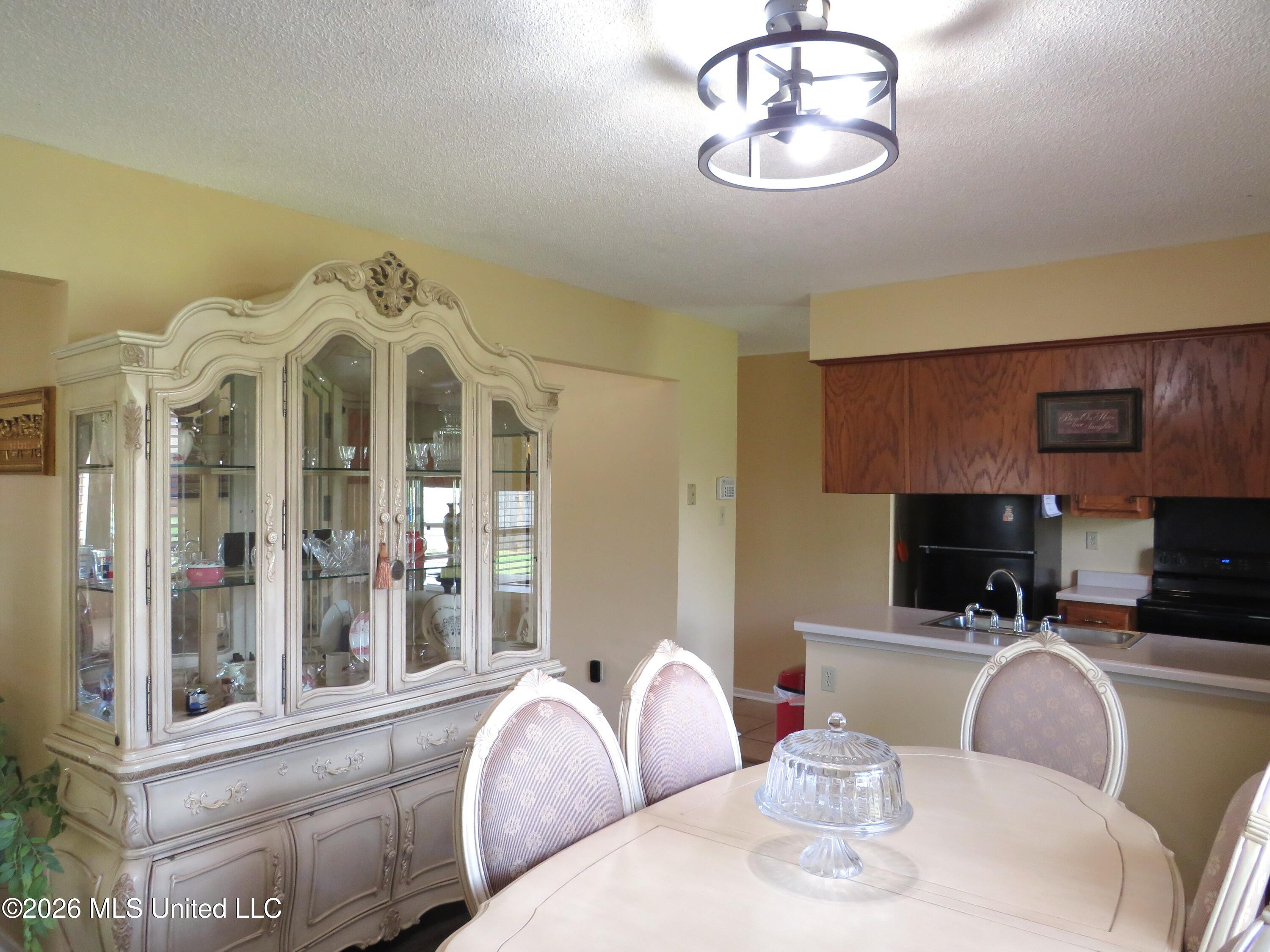 10372 Riggan Drive Property Photo 14