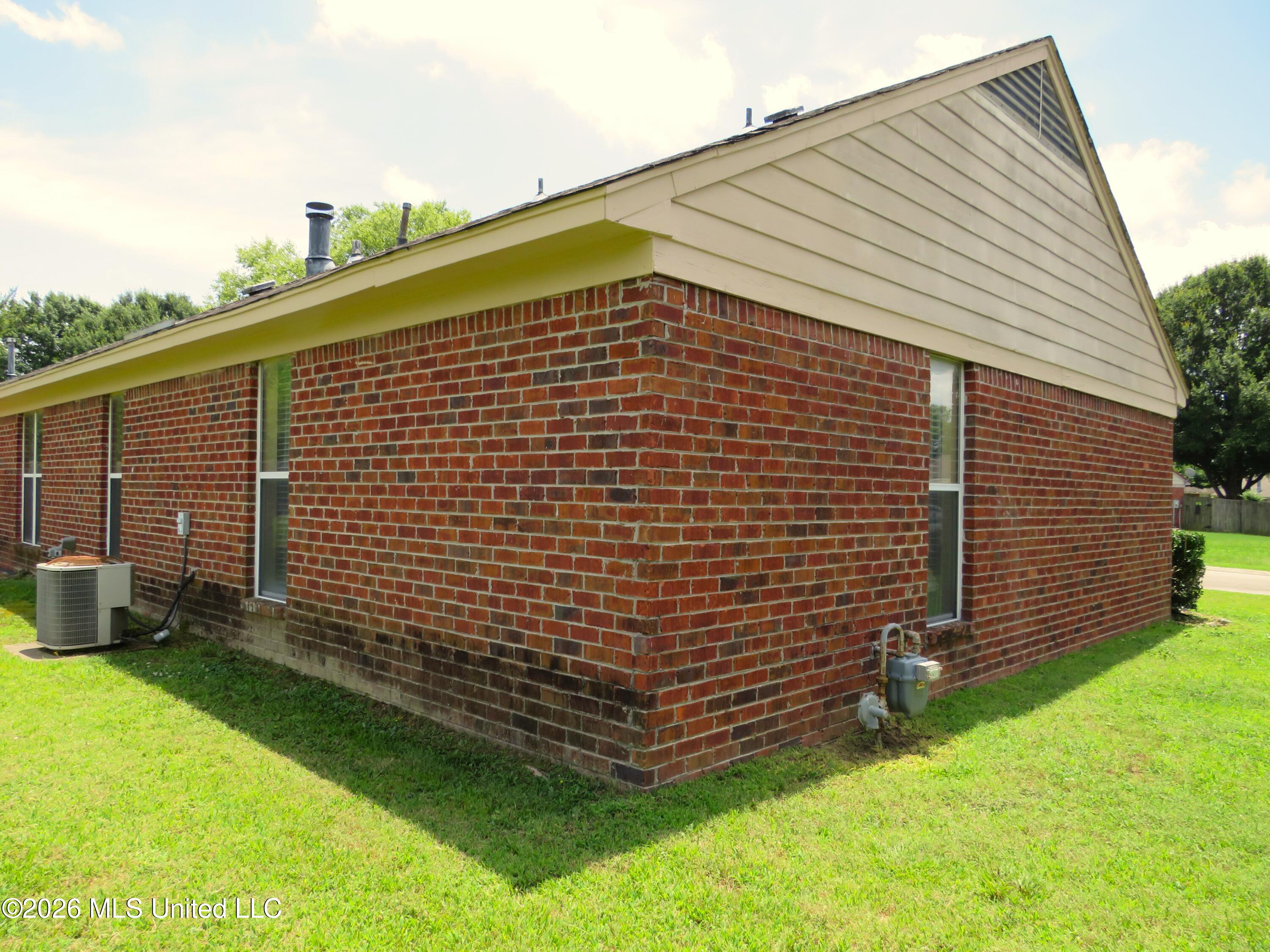 10372 Riggan Drive Property Photo 33
