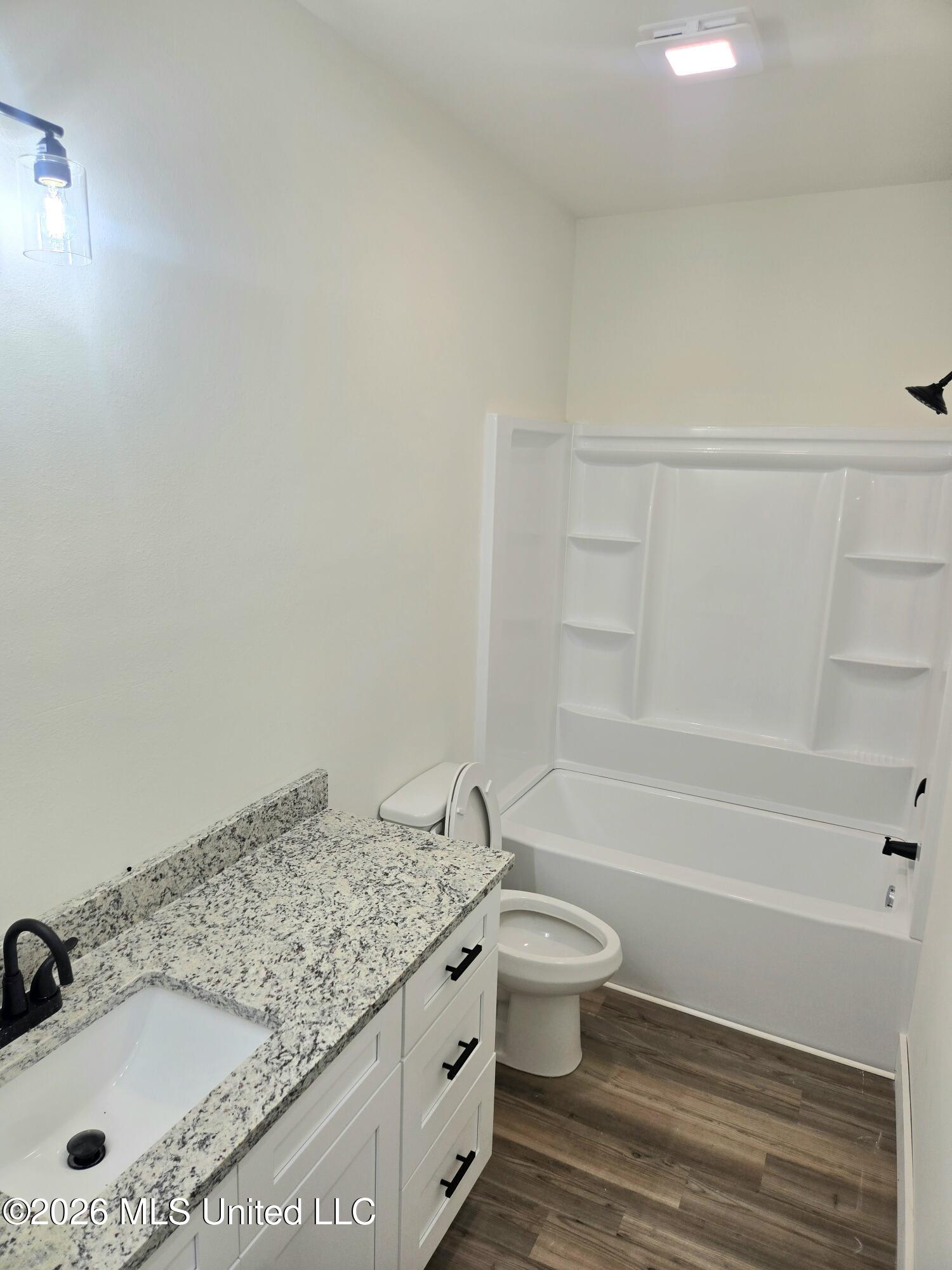 1027 Neal Road Property Photo 11