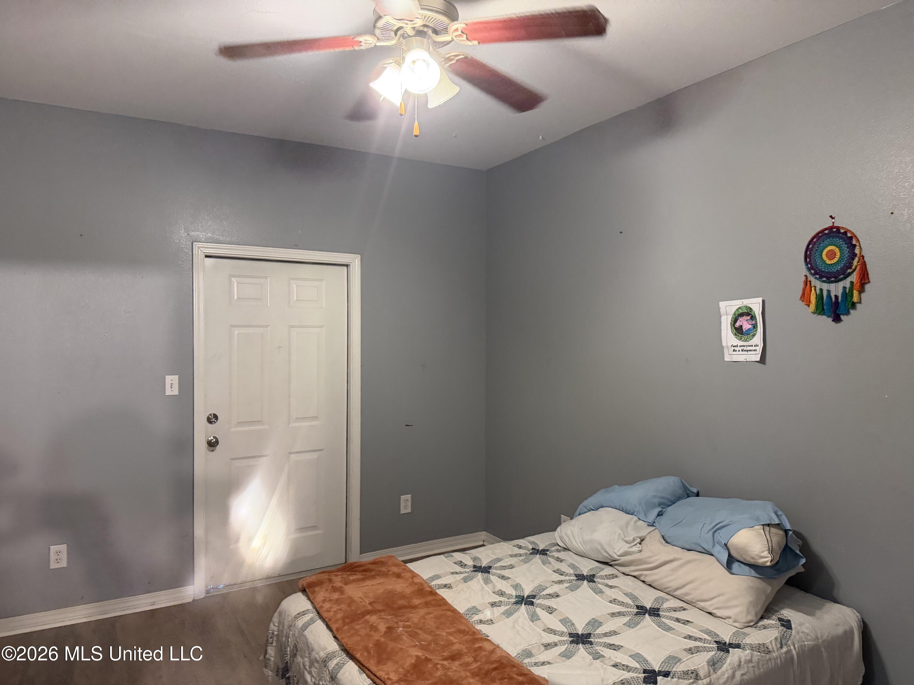 6118/6122 W Oktibbeha Street Property Photo 5