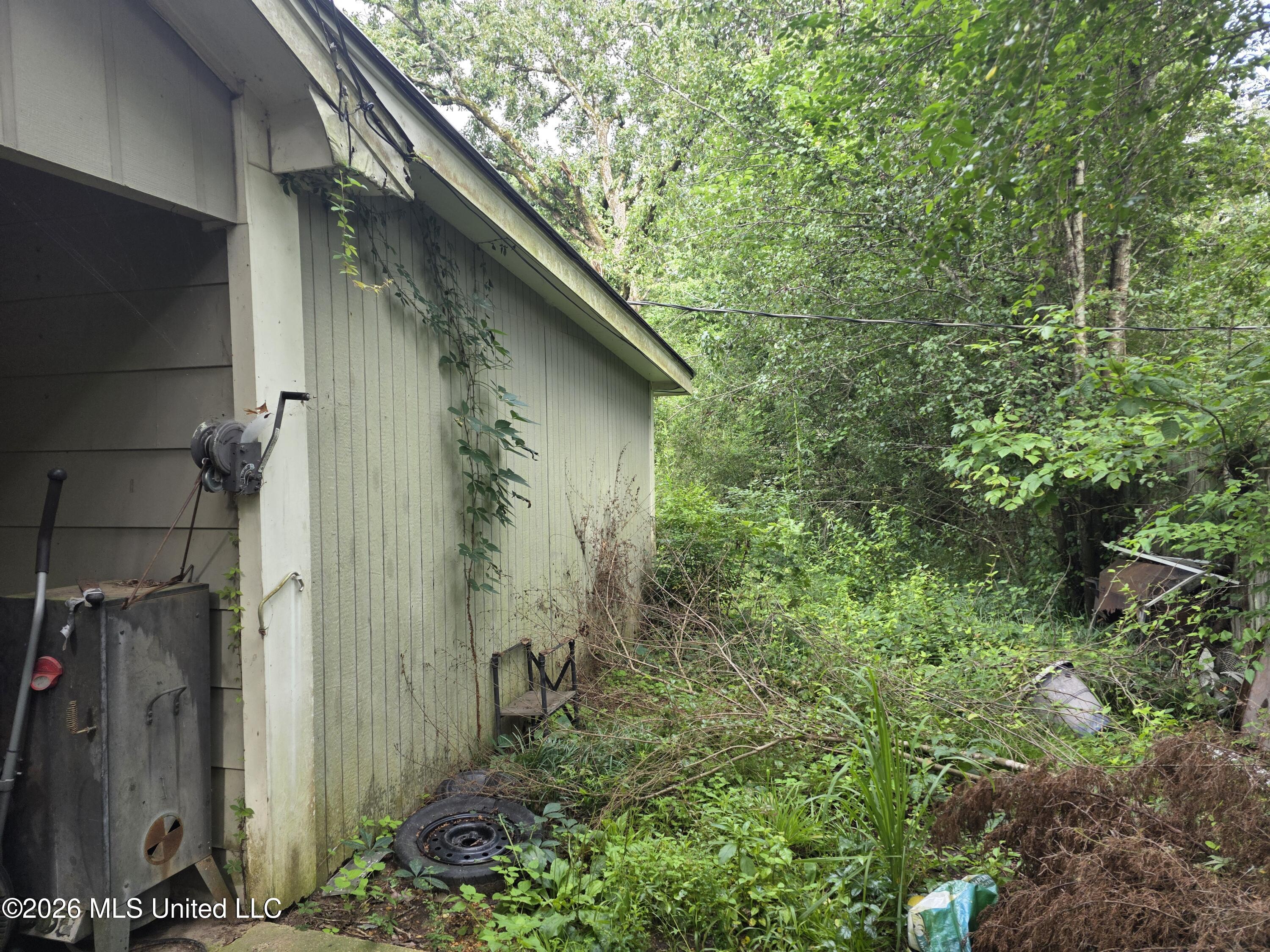 2122 New Hope Road Property Photo 18