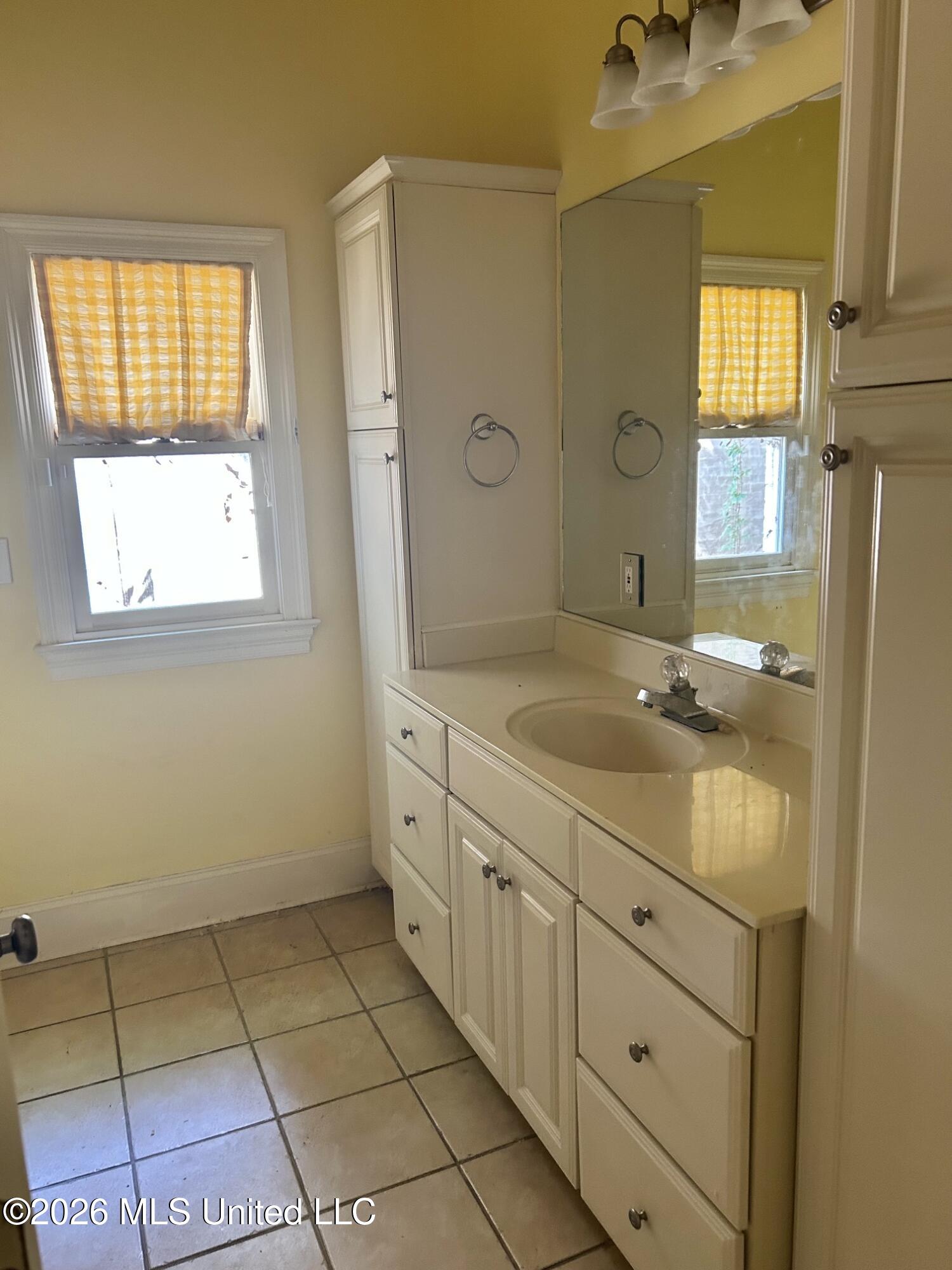 17 Waterford Place Property Photo 4