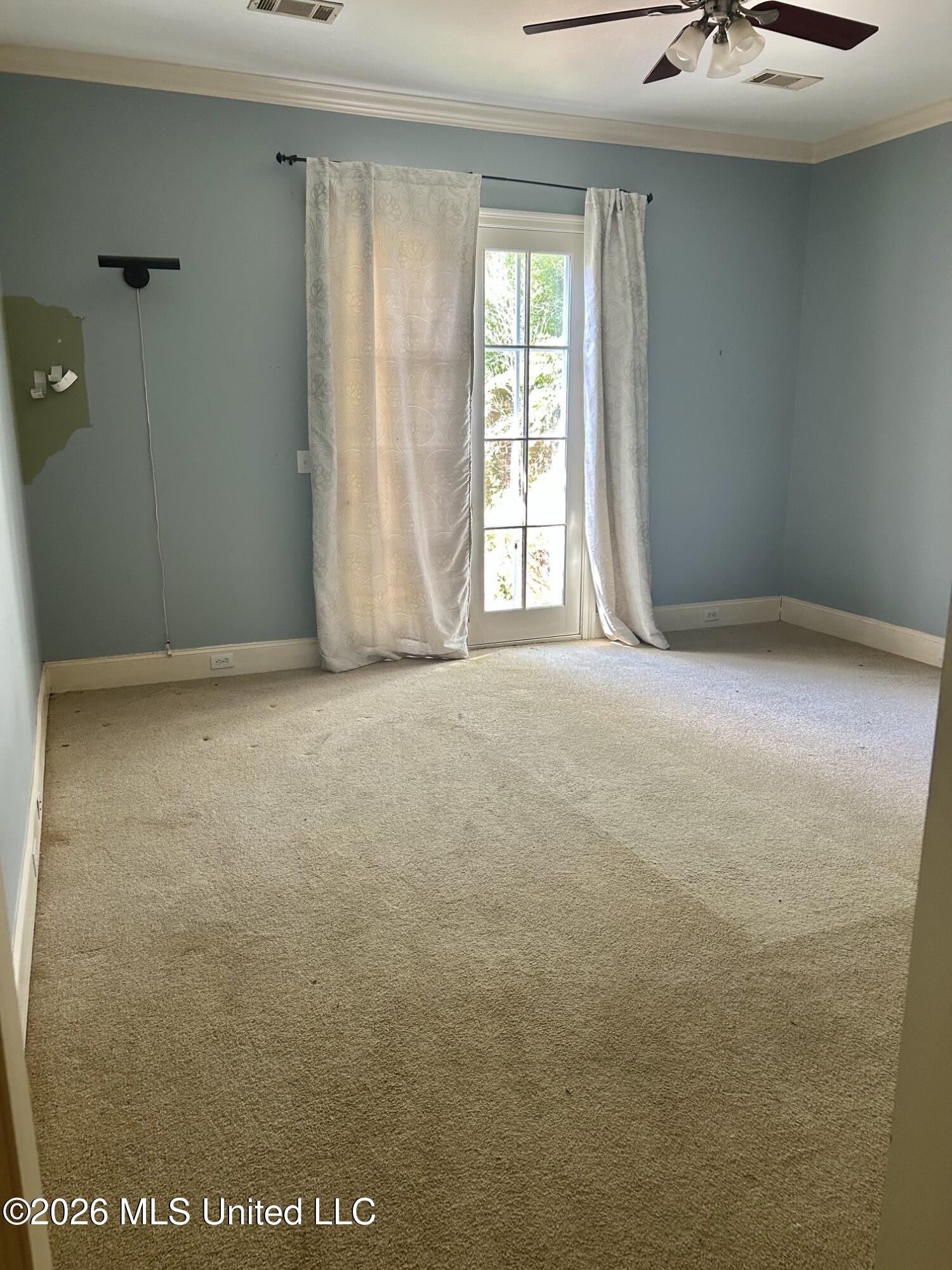 17 Waterford Place Property Photo 5