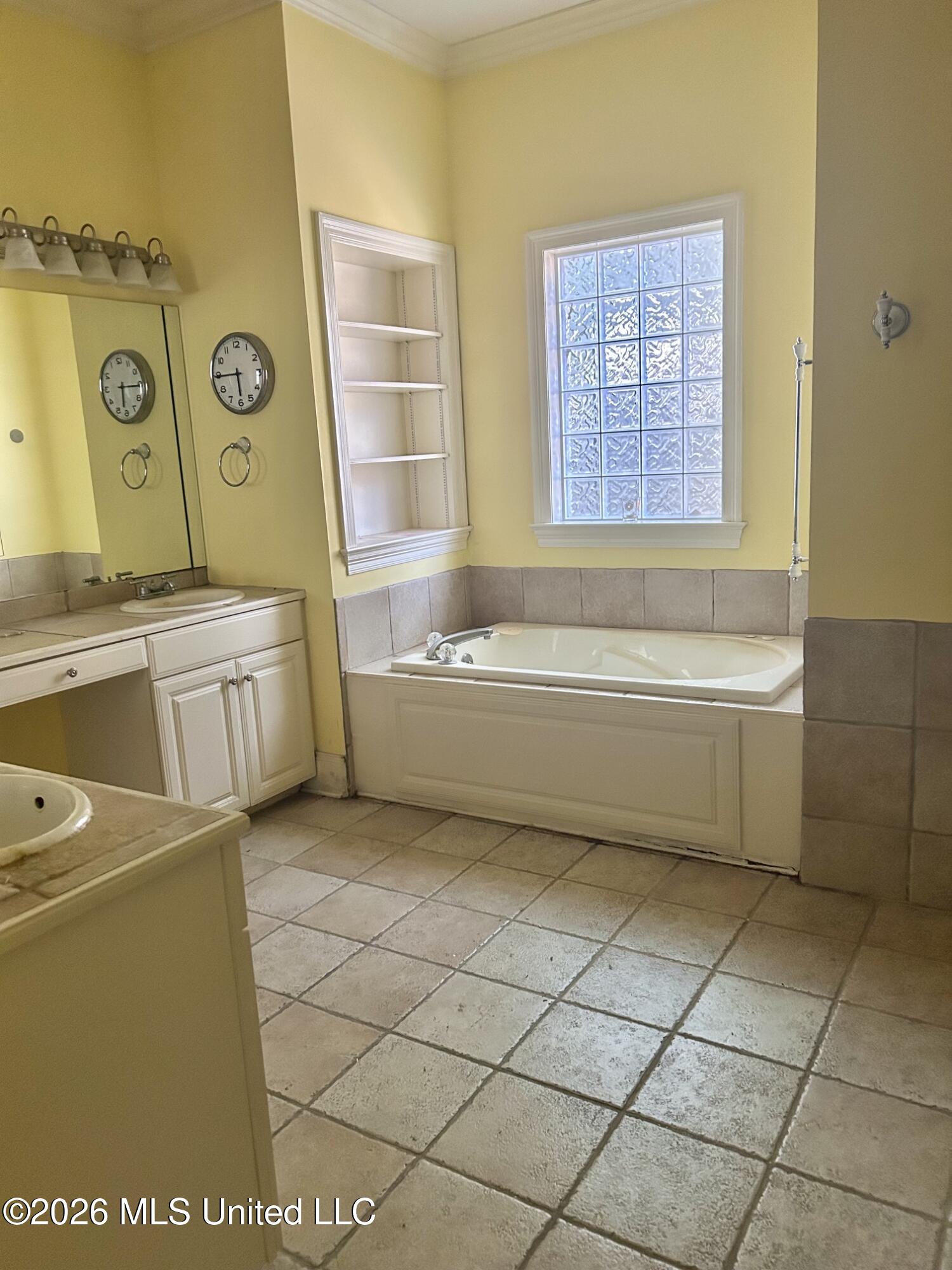 17 Waterford Place Property Photo 6